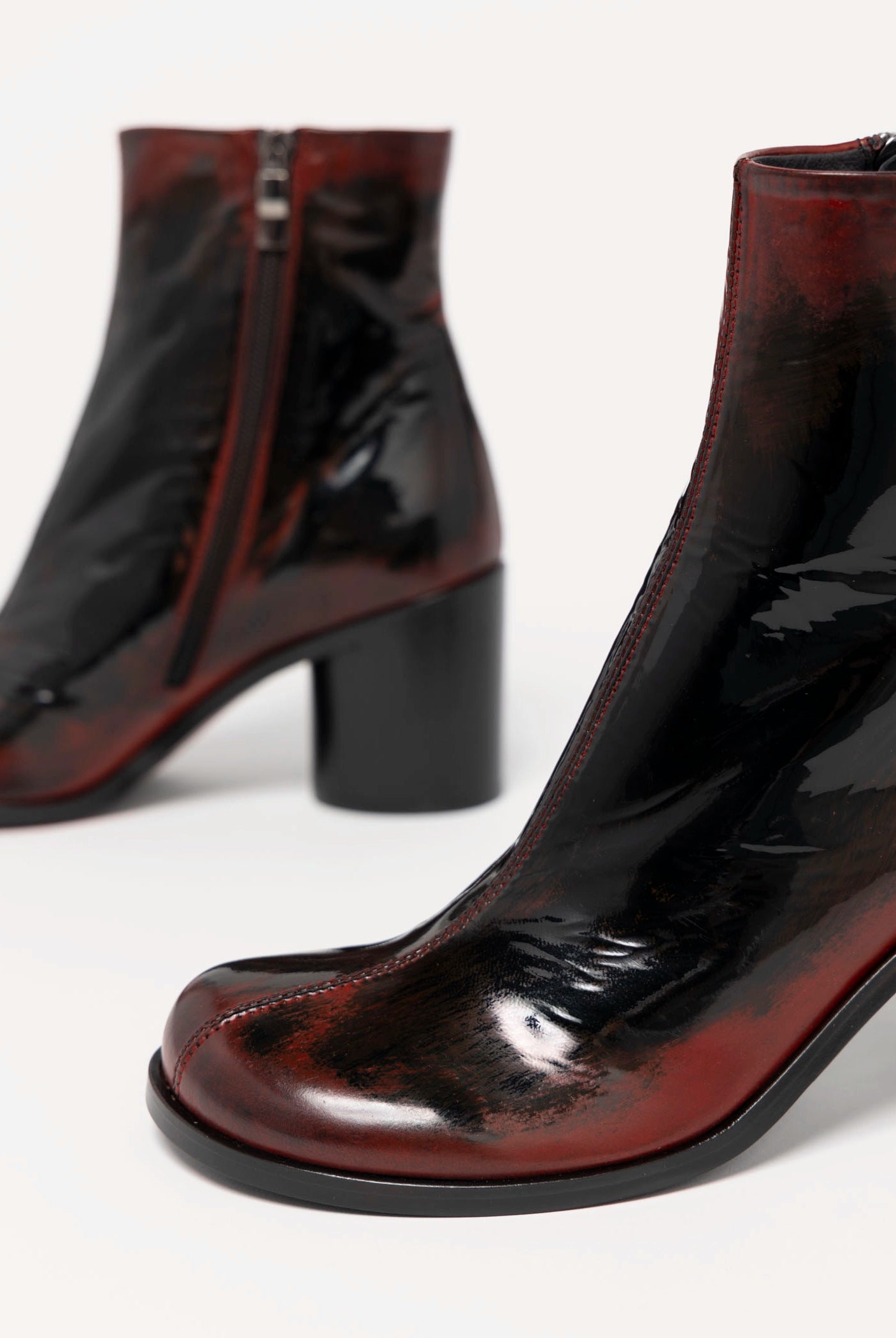 swatch_Black/Red Leather l'idea distressed heeled boot
