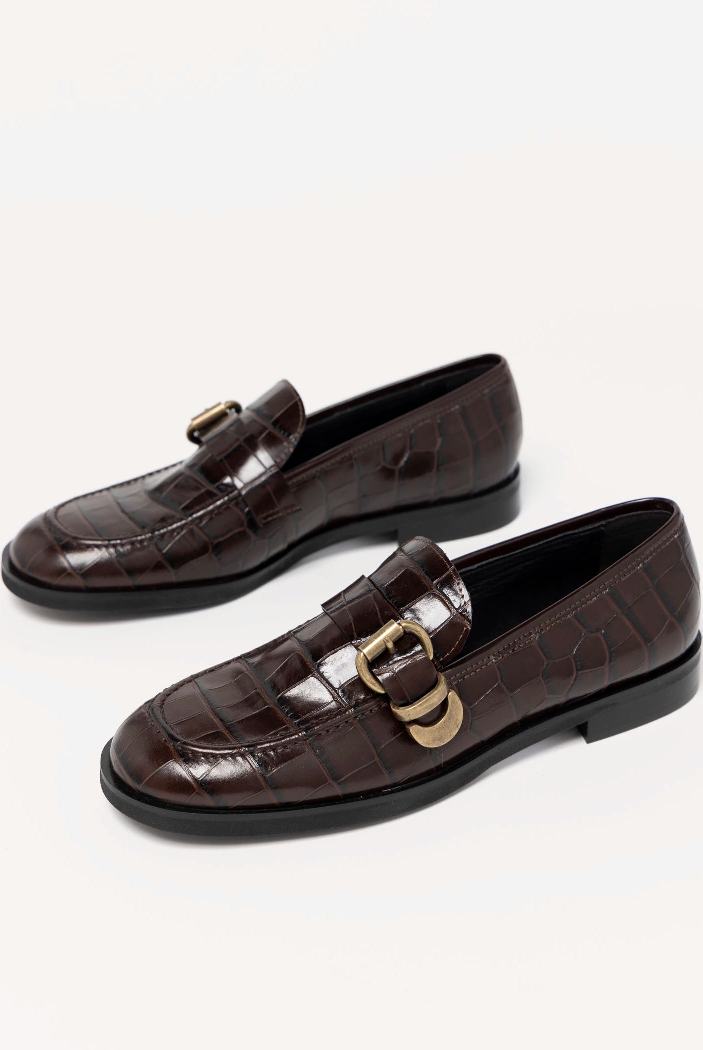 swatch_Brown Croco l'idea croc embossed loafer