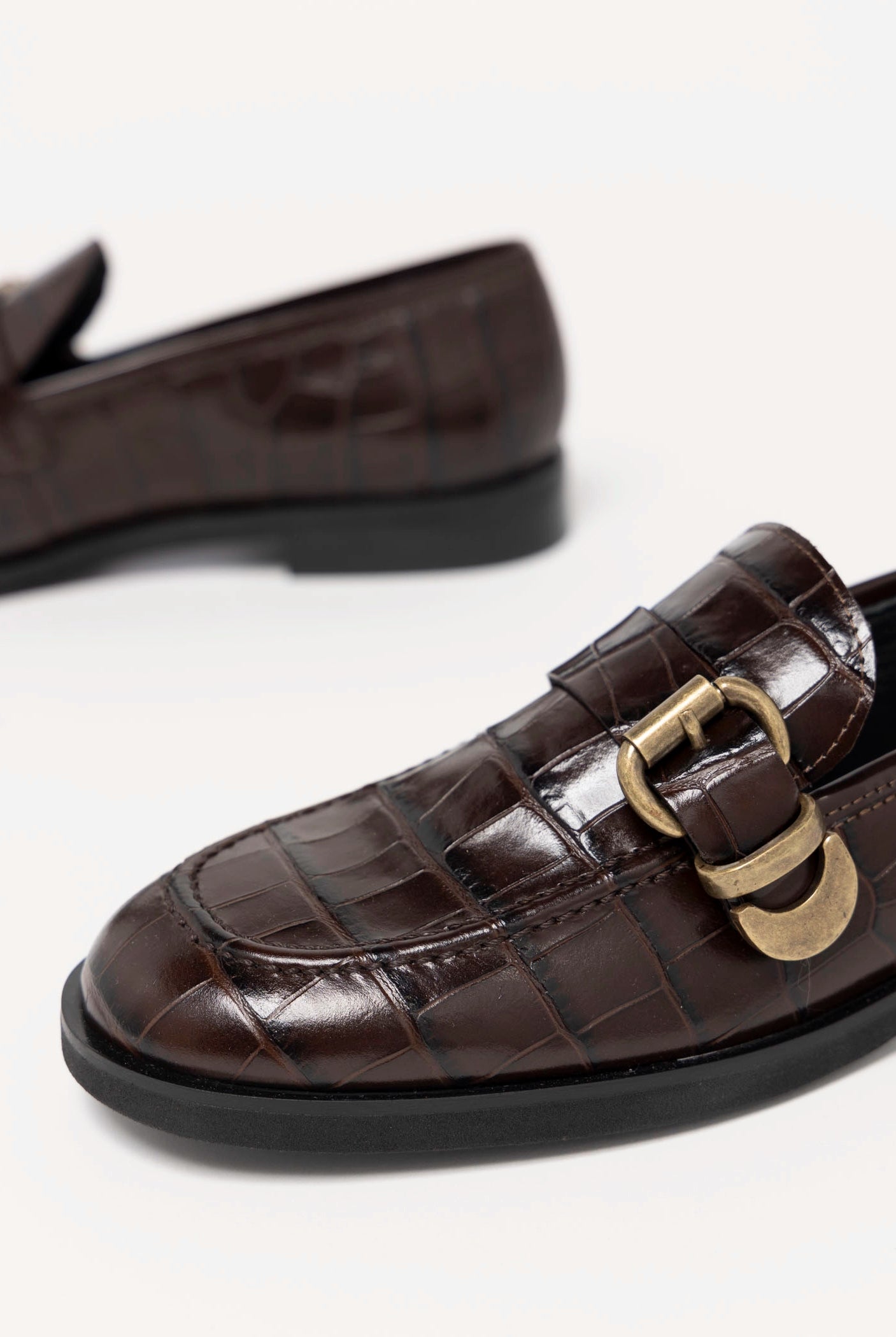 swatch_Brown Croco l'idea croc embossed loafer