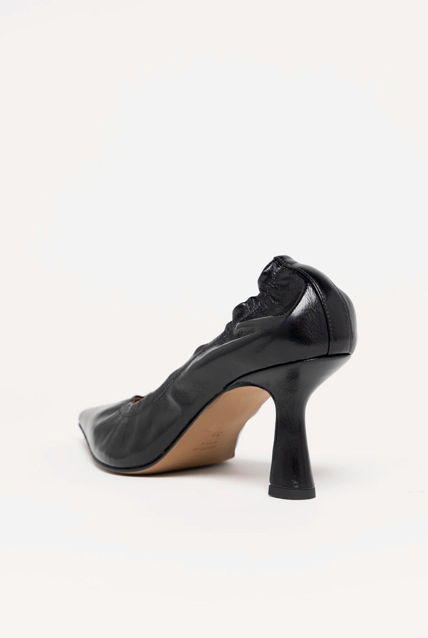 swatch_Black Leather angel alarcon elastic top line pump