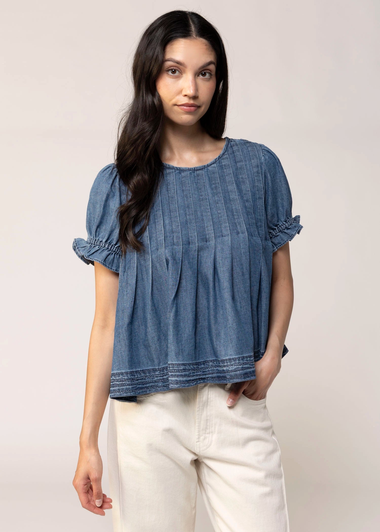 swatch_Denim pleated denim top