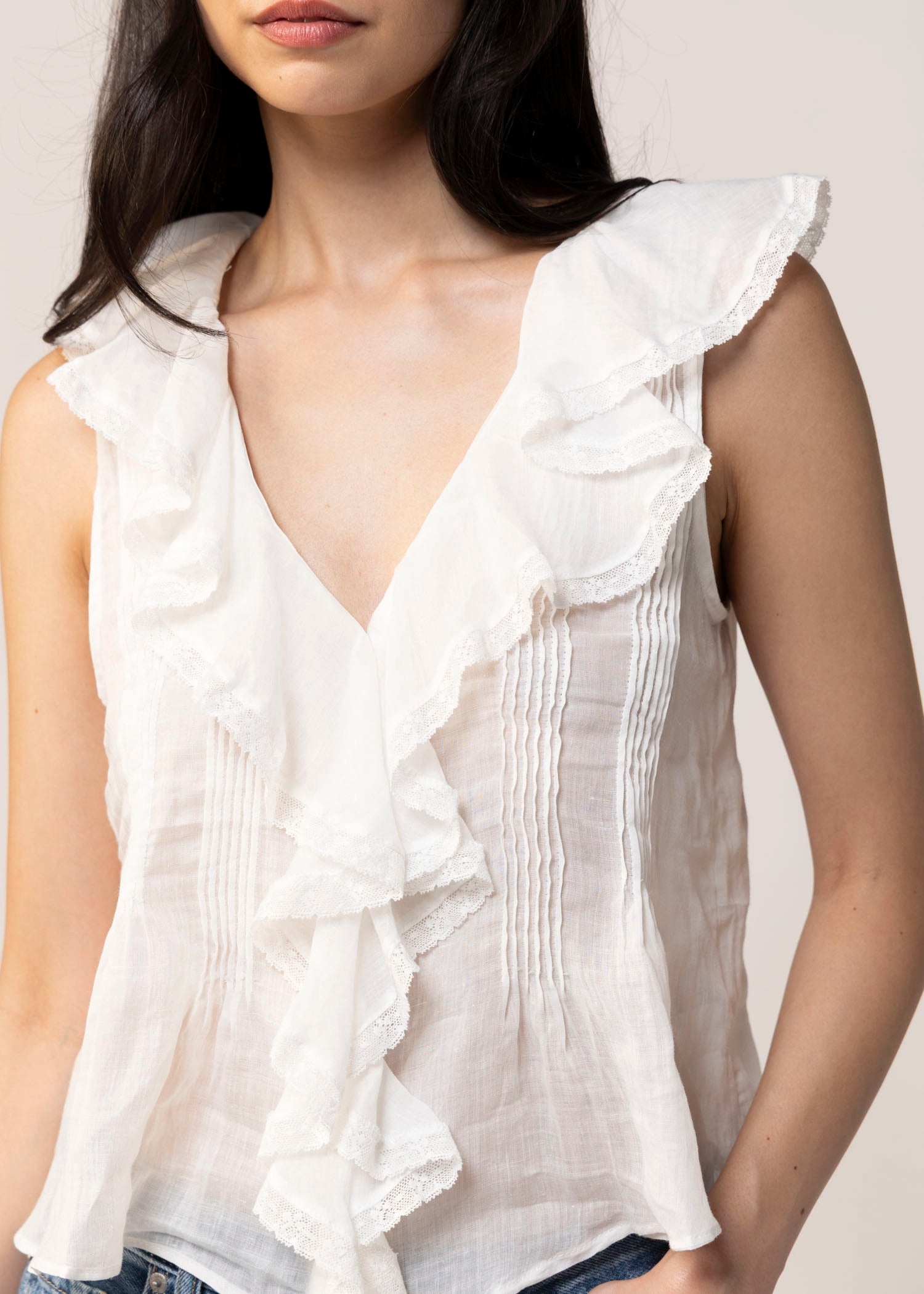 swatch_White linen ruffle v-neck tank