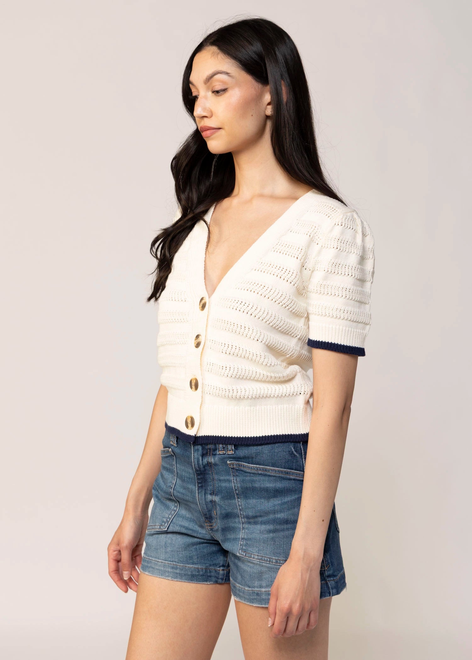 swatch_Eggshell heartloom solari knit short sleeve cardigan