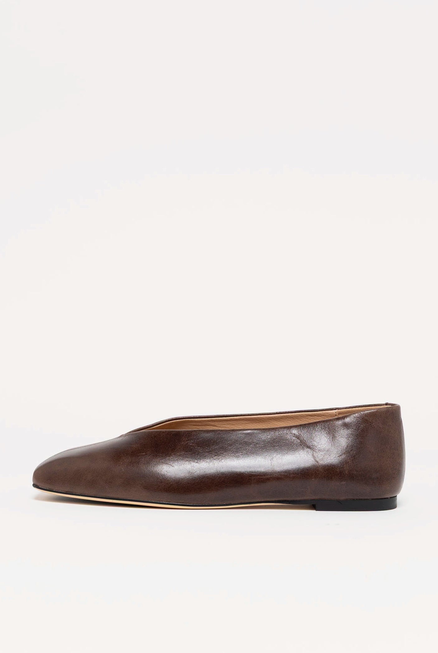 swatch_Chocolate Leather Tony bianco brash flat
