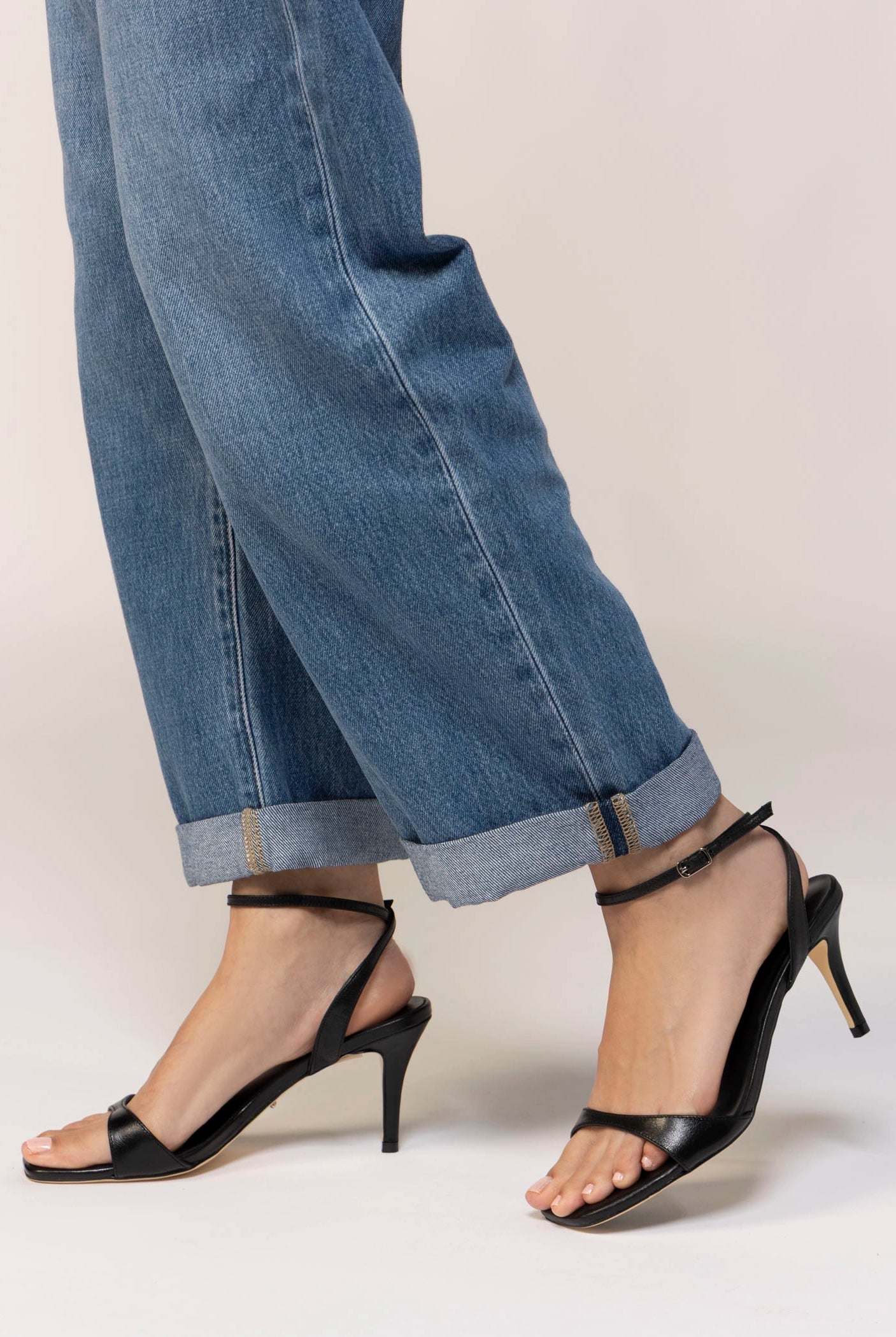 swatch_Black Leather tony bianco bless heeled sandal