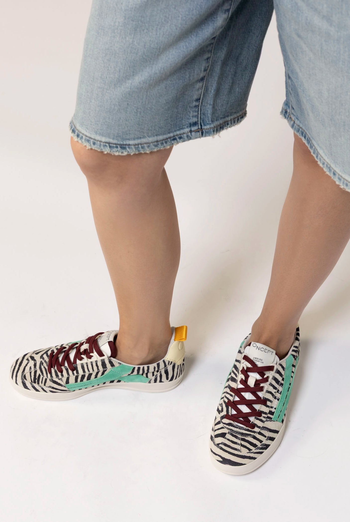 swatch_Zebra oncept fez sneaker