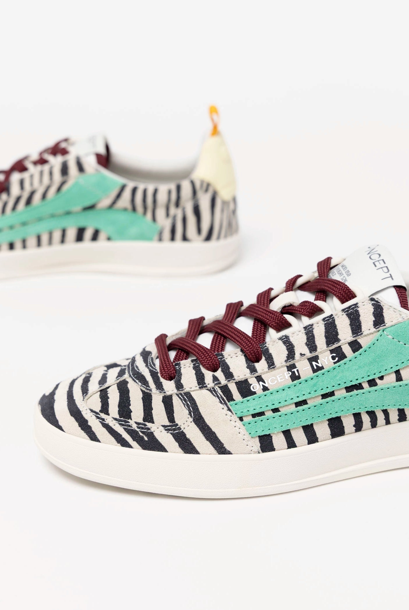 swatch_Zebra oncept fez sneaker
