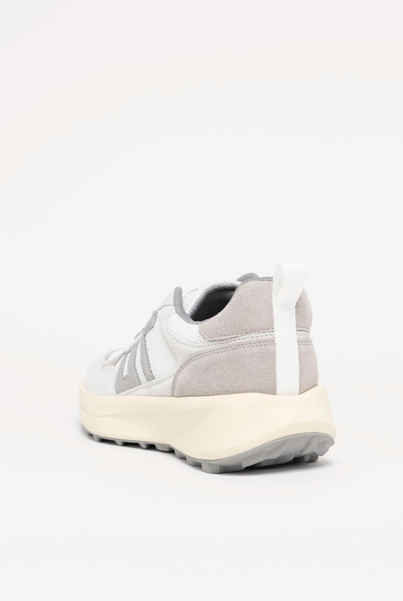 swatch_Ice/Light Grey back70 lightning dad sneaker