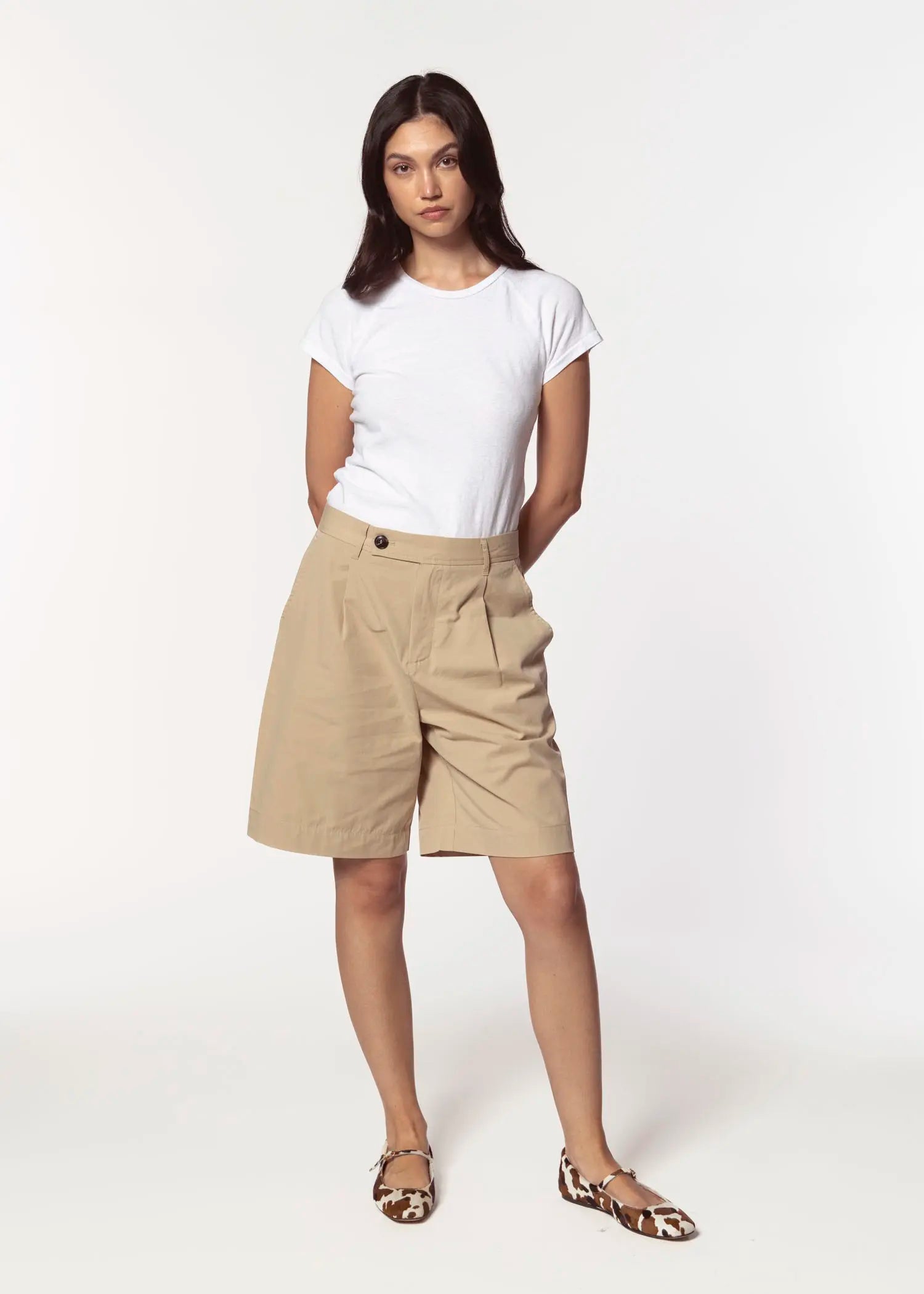 swatch_white april tee apparel