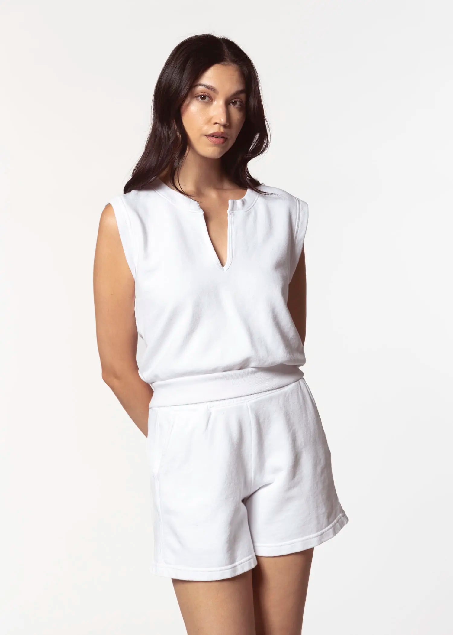 swatch_white bari sweatshort apparel