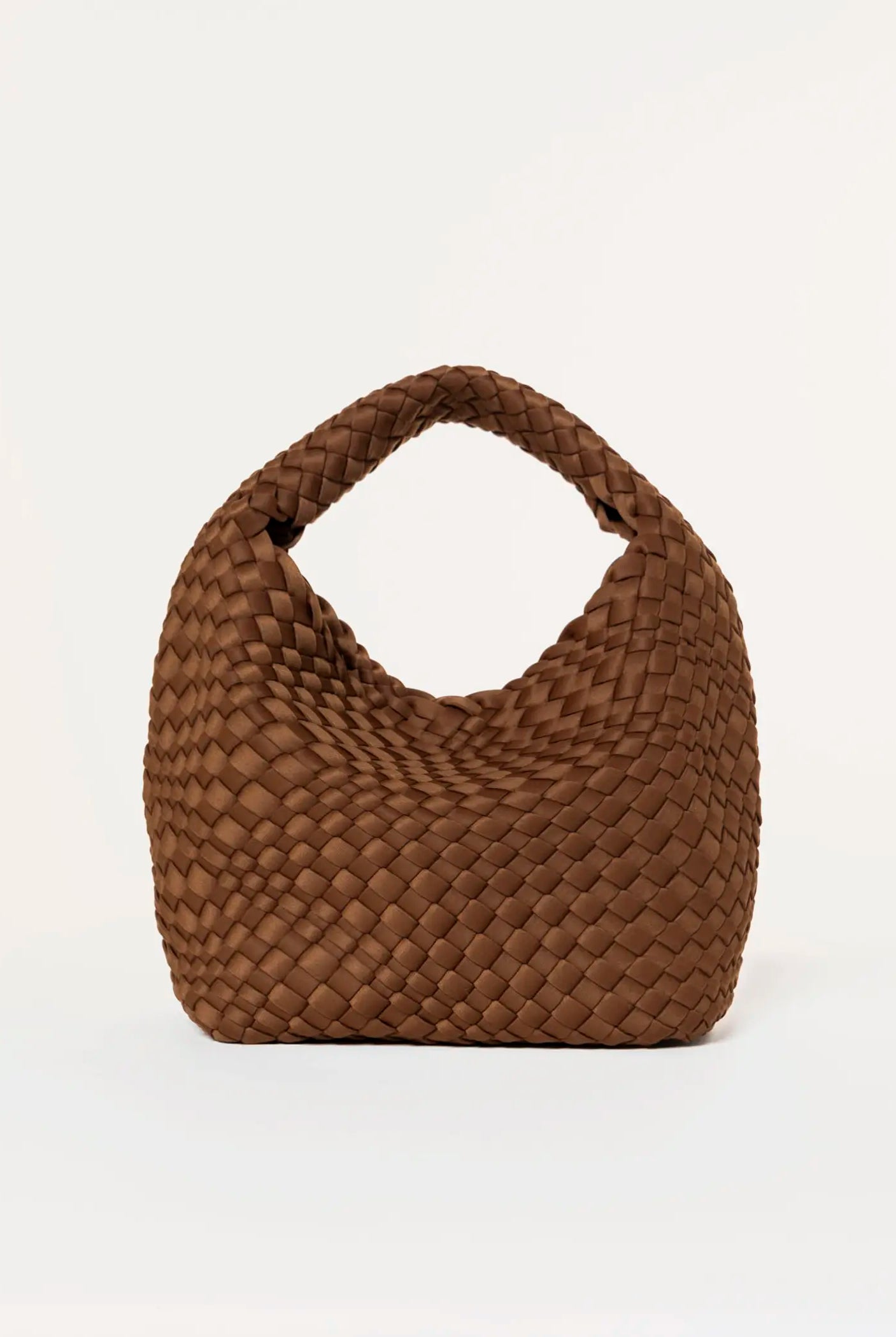 swatch_walnut shelly woven bag crossbody