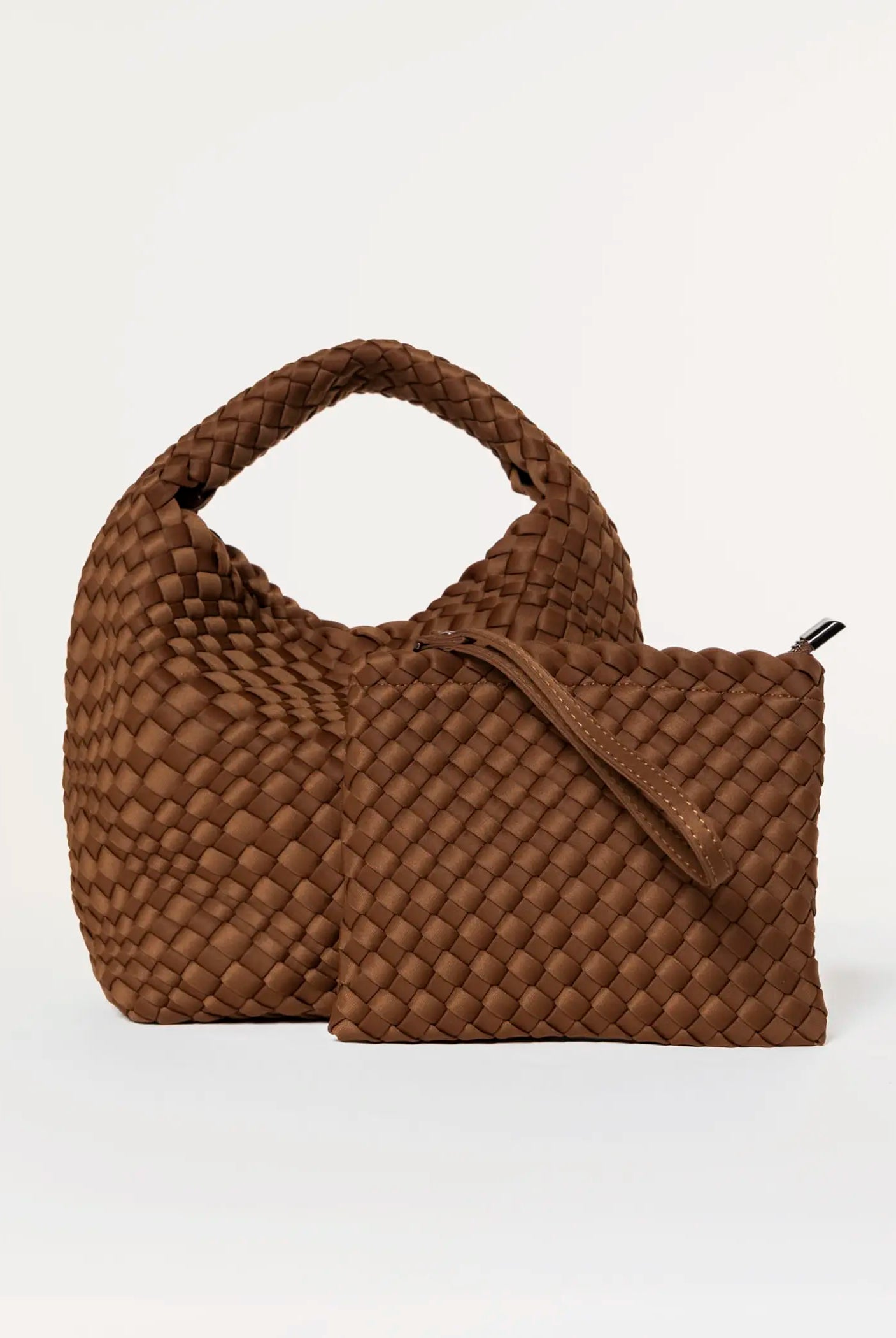 swatch_walnut shelly woven bag crossbody