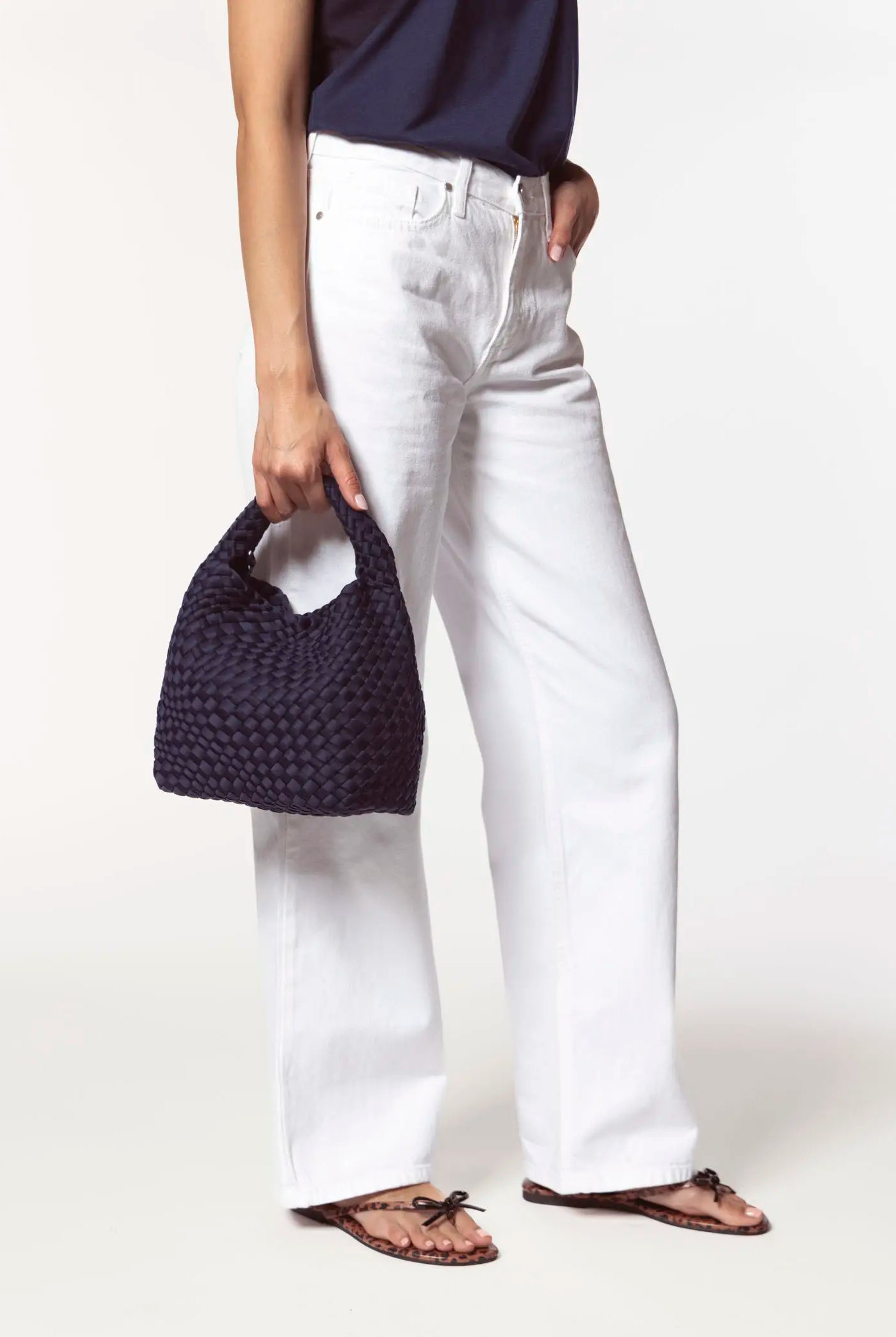 swatch_navy shelly woven bag crossbody