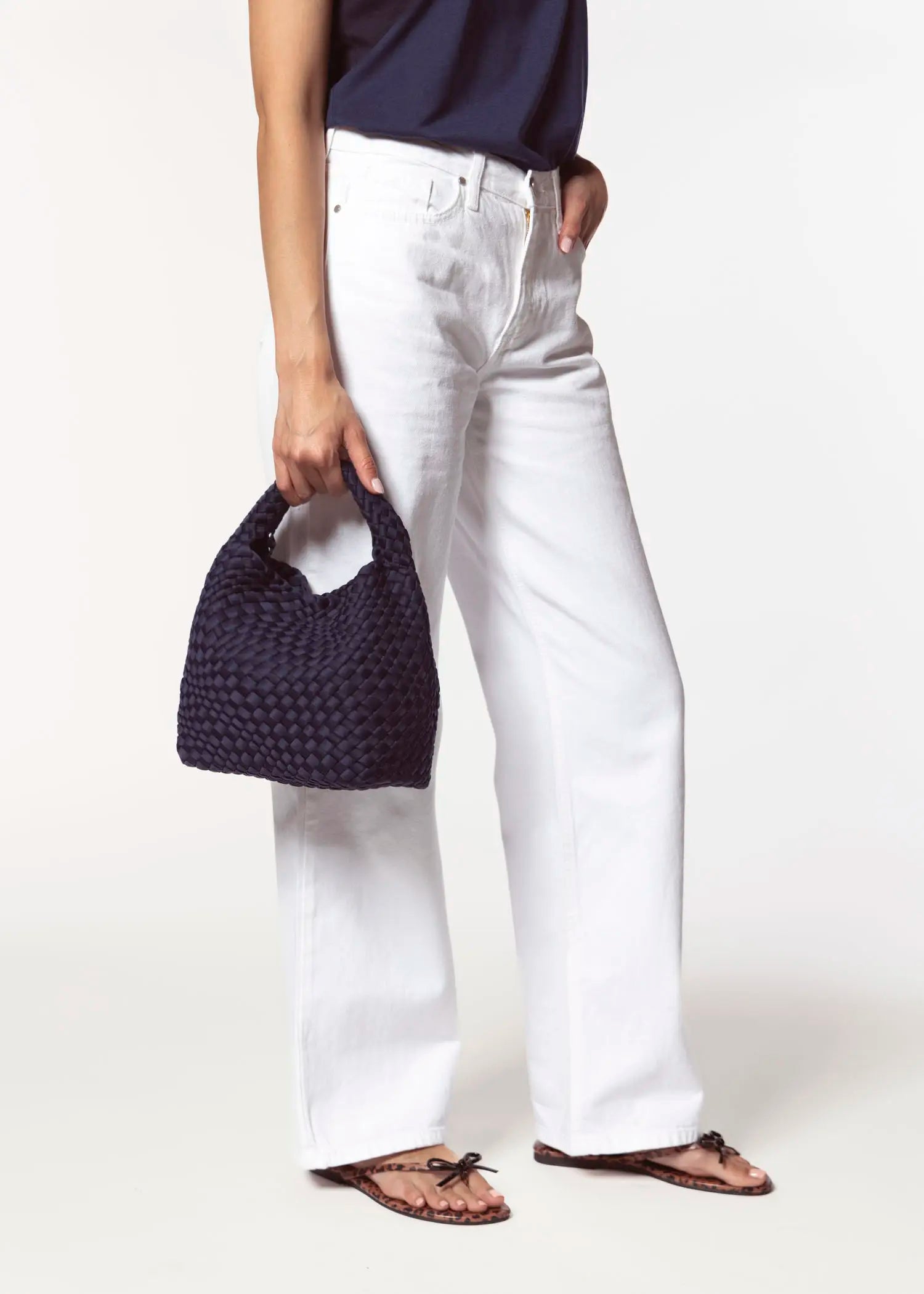 swatch_navy shelly woven bag crossbody