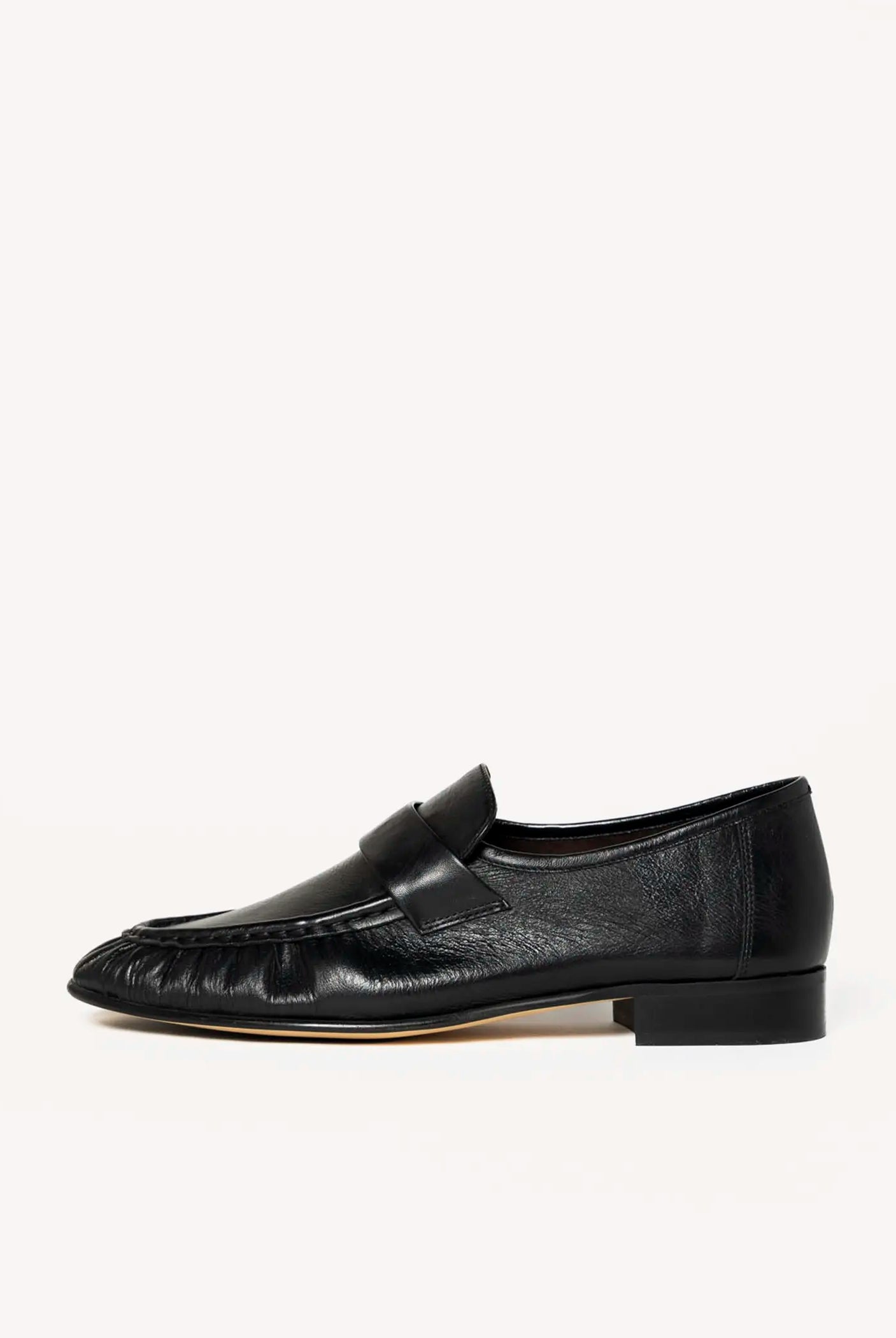 swatch_black gatsby loafer flat shoes