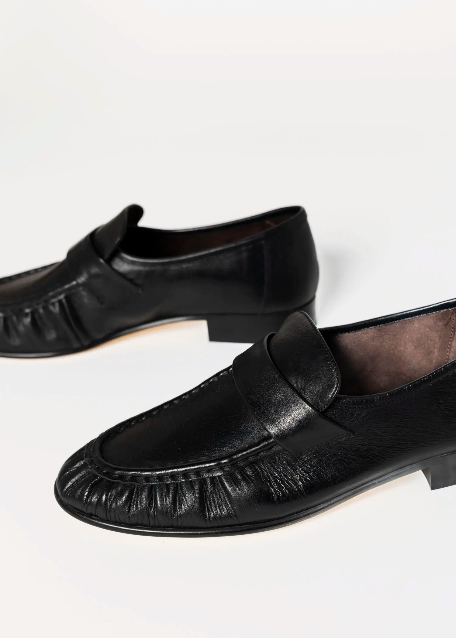 swatch_black gatsby loafer flat shoes