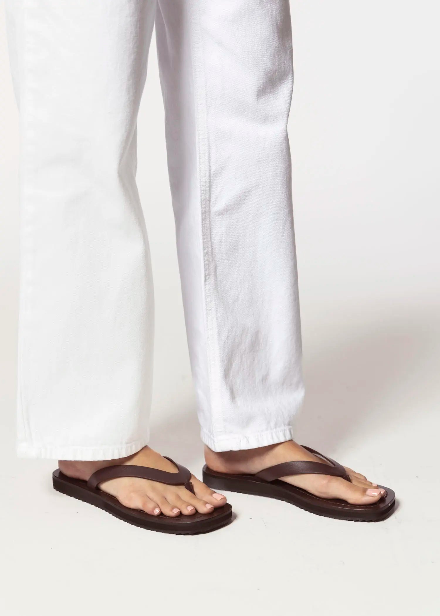 swatch_brown kimba thong sandal flat sandals