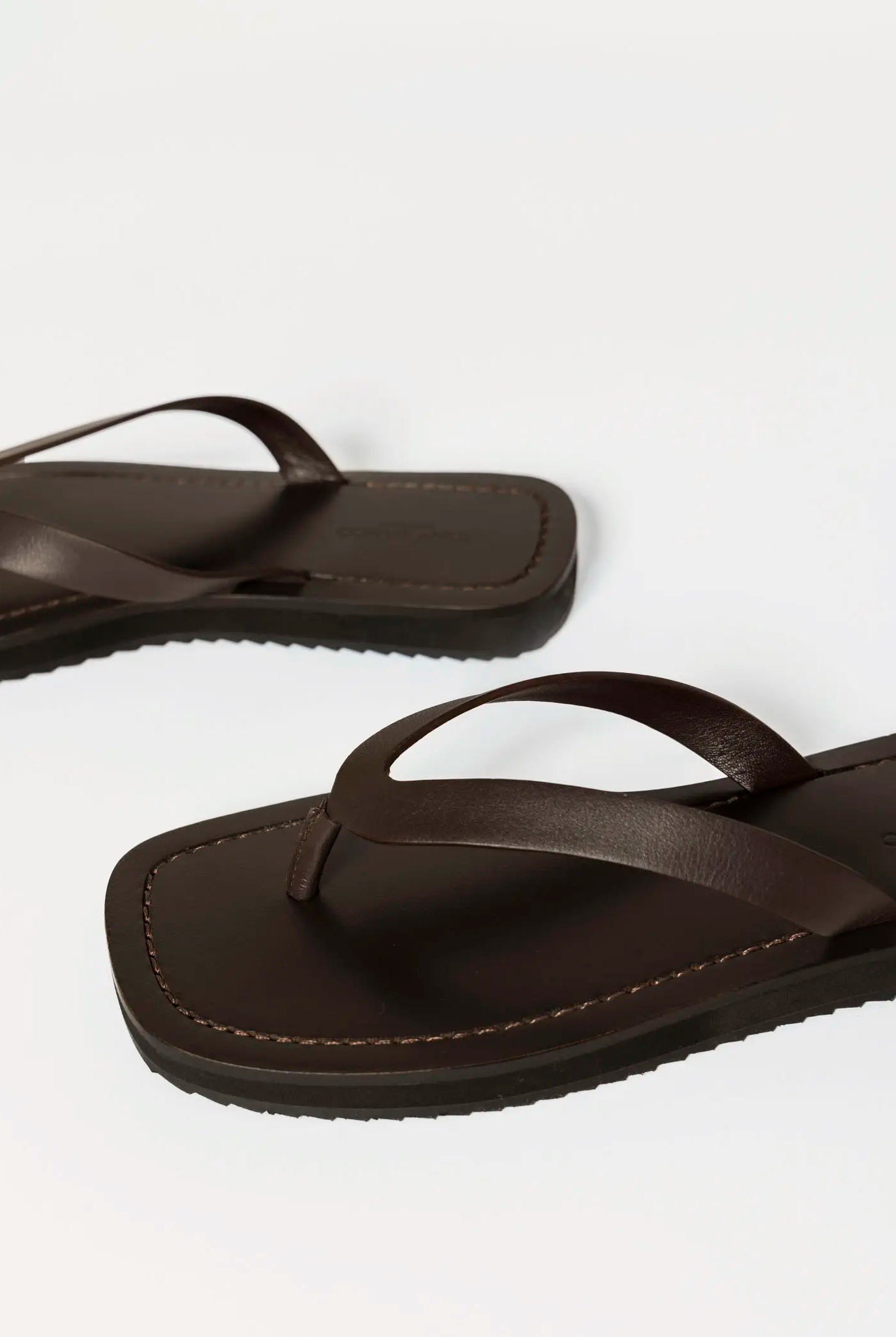 swatch_brown kimba thong sandal flat sandals
