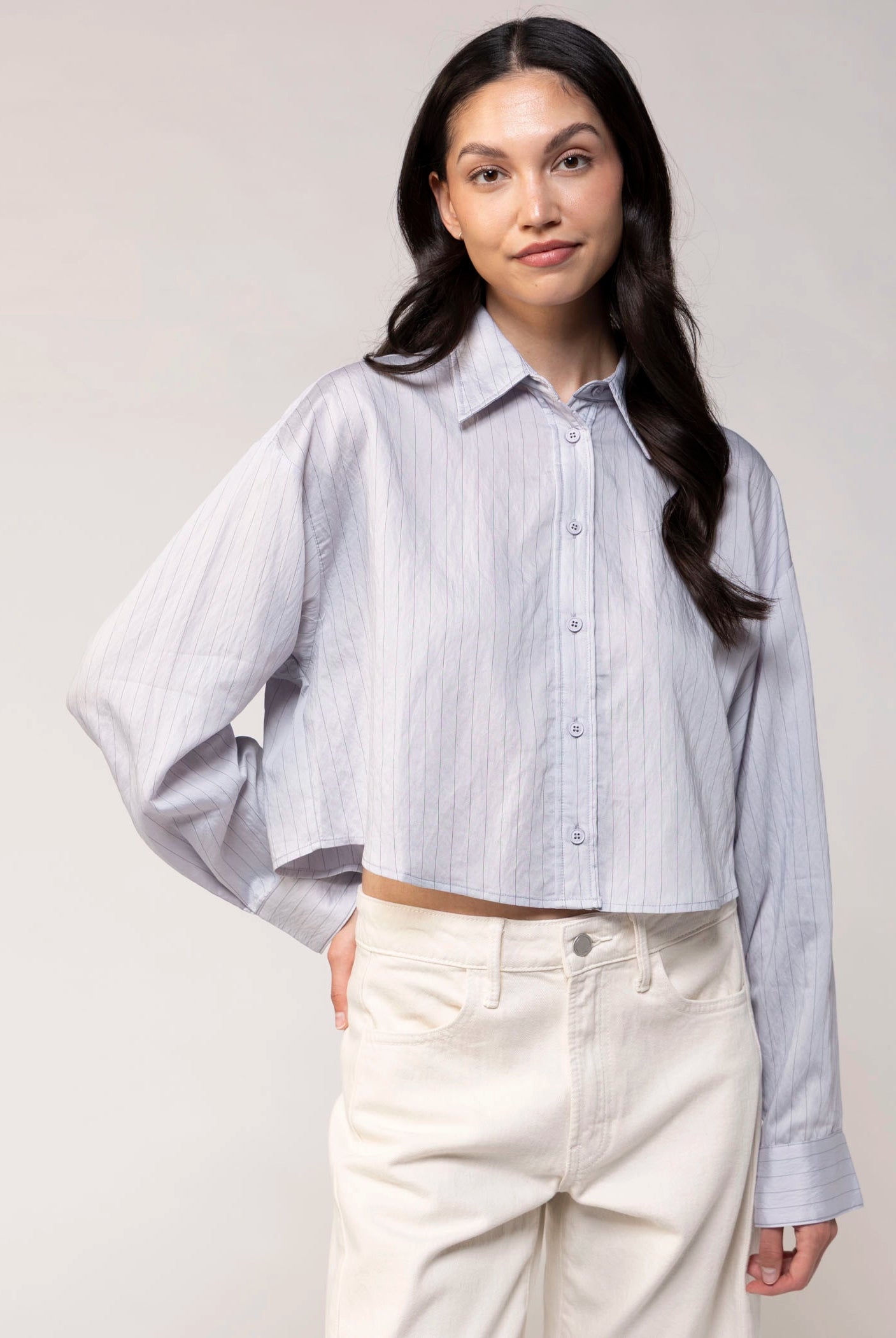 swatch_Silver/Blue pinstripe cropped button down shirt