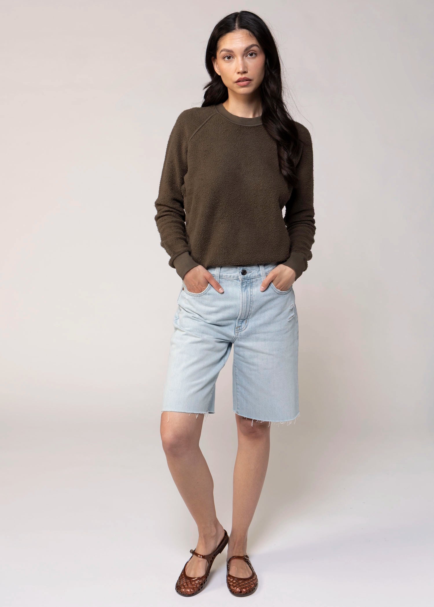 swatch_Dark Olive perfect white tee ziggy reverse fleece sweatshirt