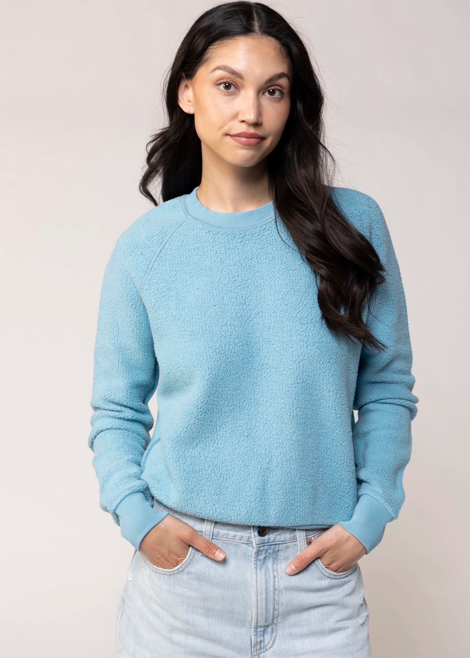 swatch_Milky Blue perfect white tee ziggy reverse fleece sweatshirt