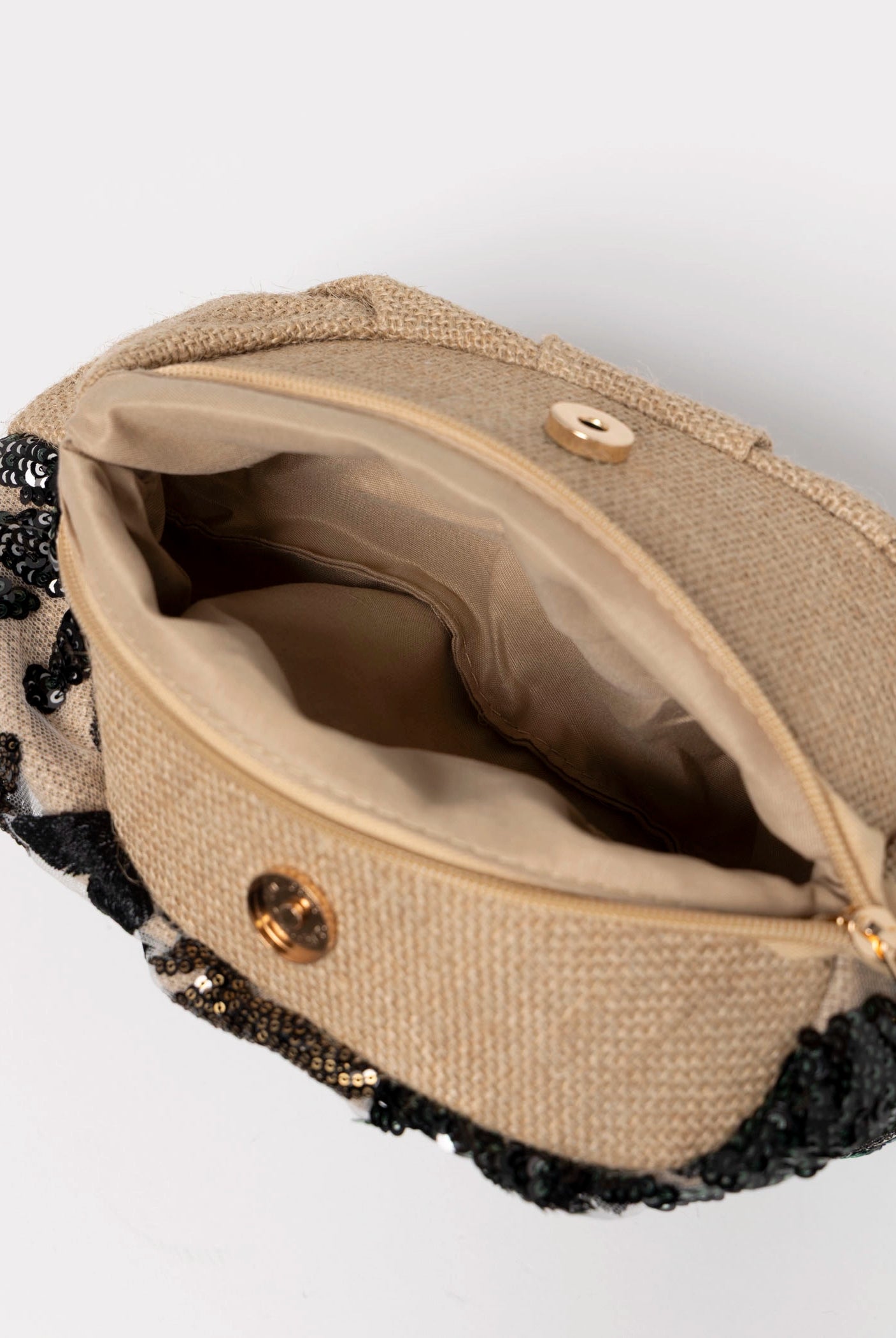 swatch_Black cosai floral sequin evening clutch bag