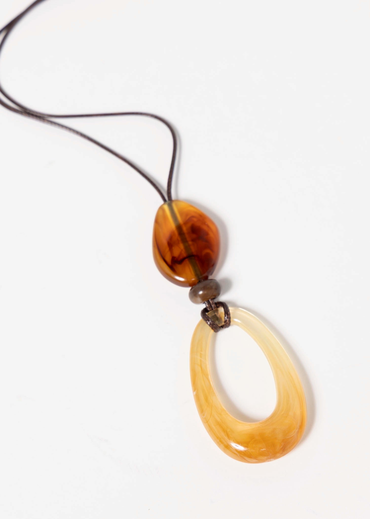 swatch_Coffee geometric long pendant necklace