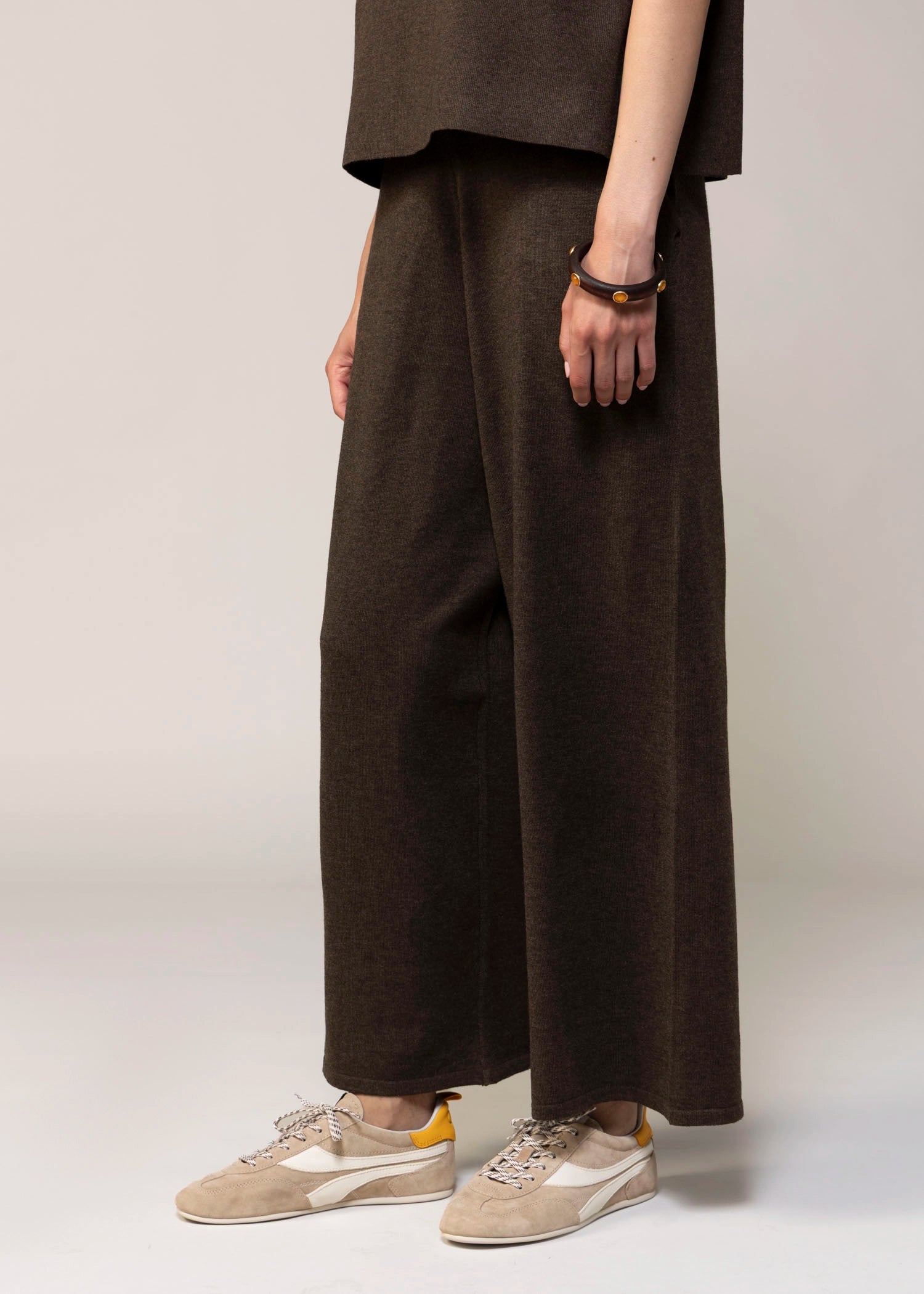 swatch_Brown joh savannah knit pant