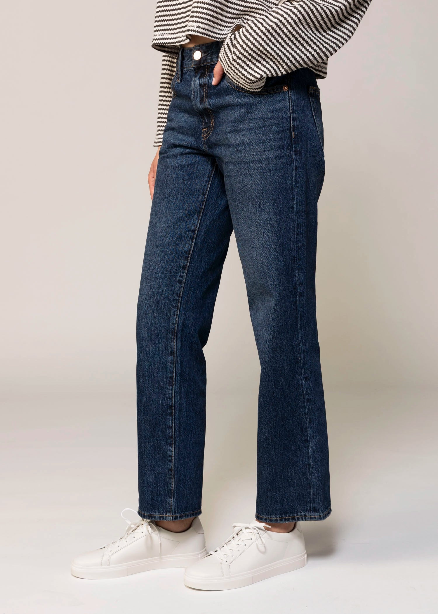 swatch_Denim pistola denim issa straight leg jean