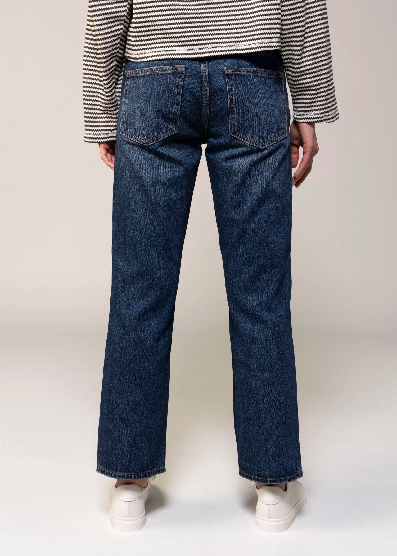 swatch_Denim pistola denim issa straight leg jean