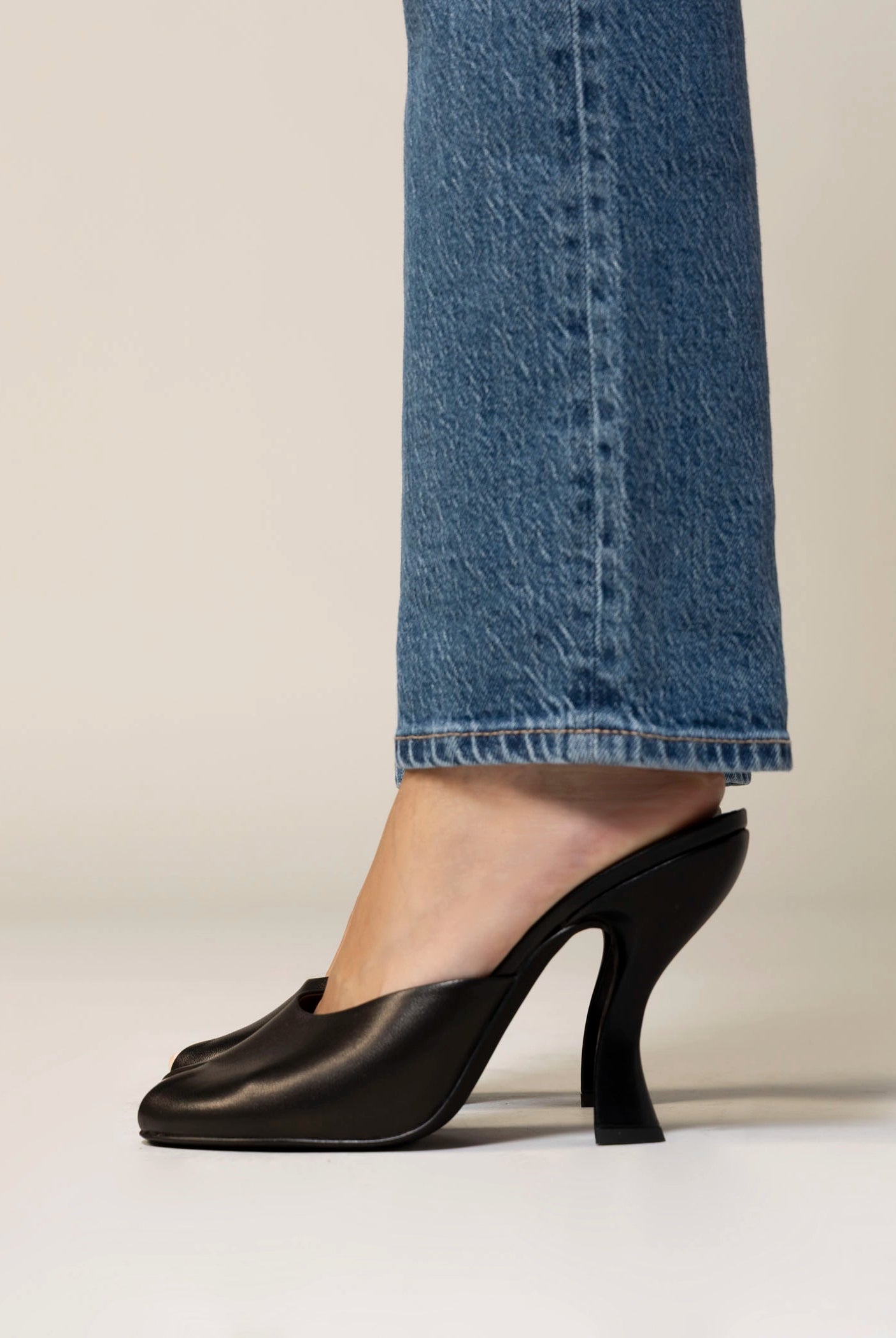 swatch_Black jeffrey campbell fresa peep toe heel