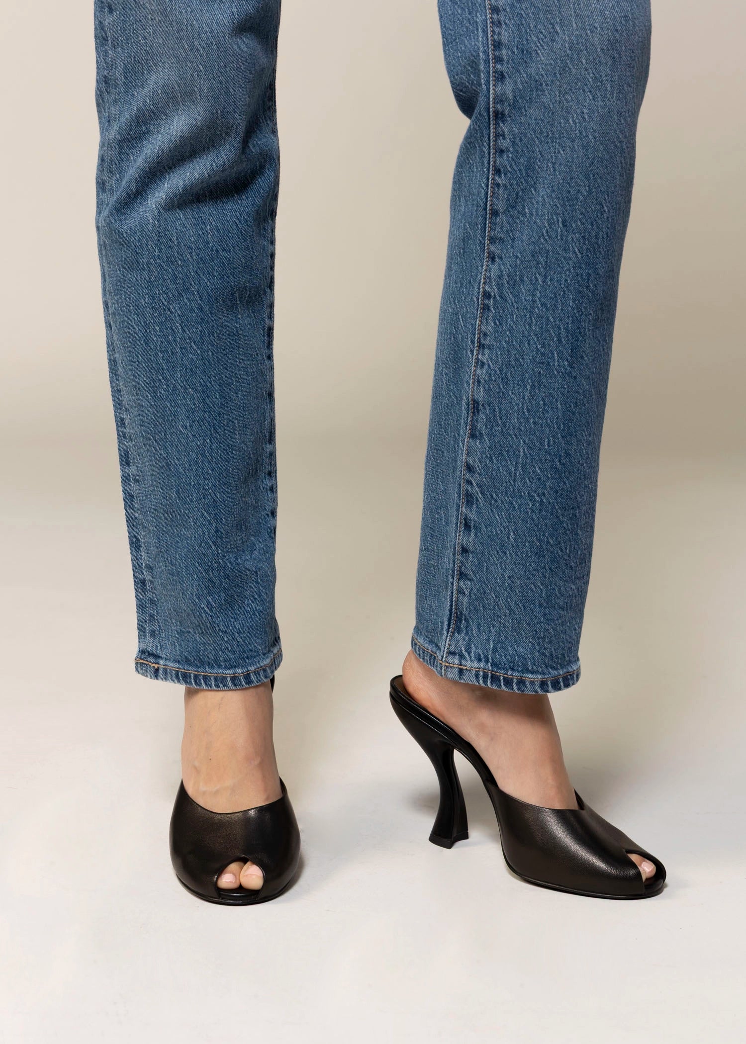 swatch_Black jeffrey campbell fresa peep toe heel