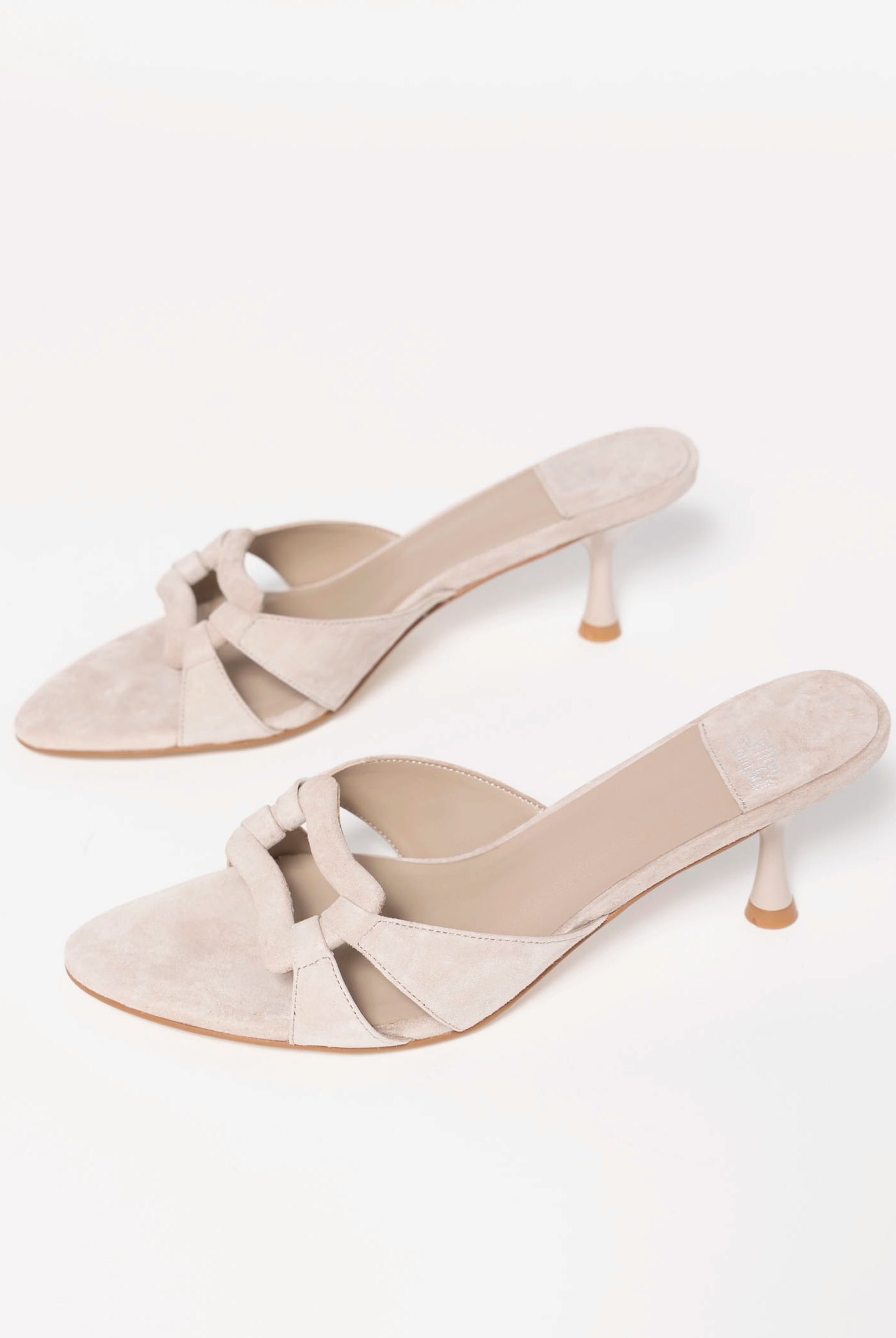 swatch_Natural Suede jeffrey campbell chisme heeled sandal