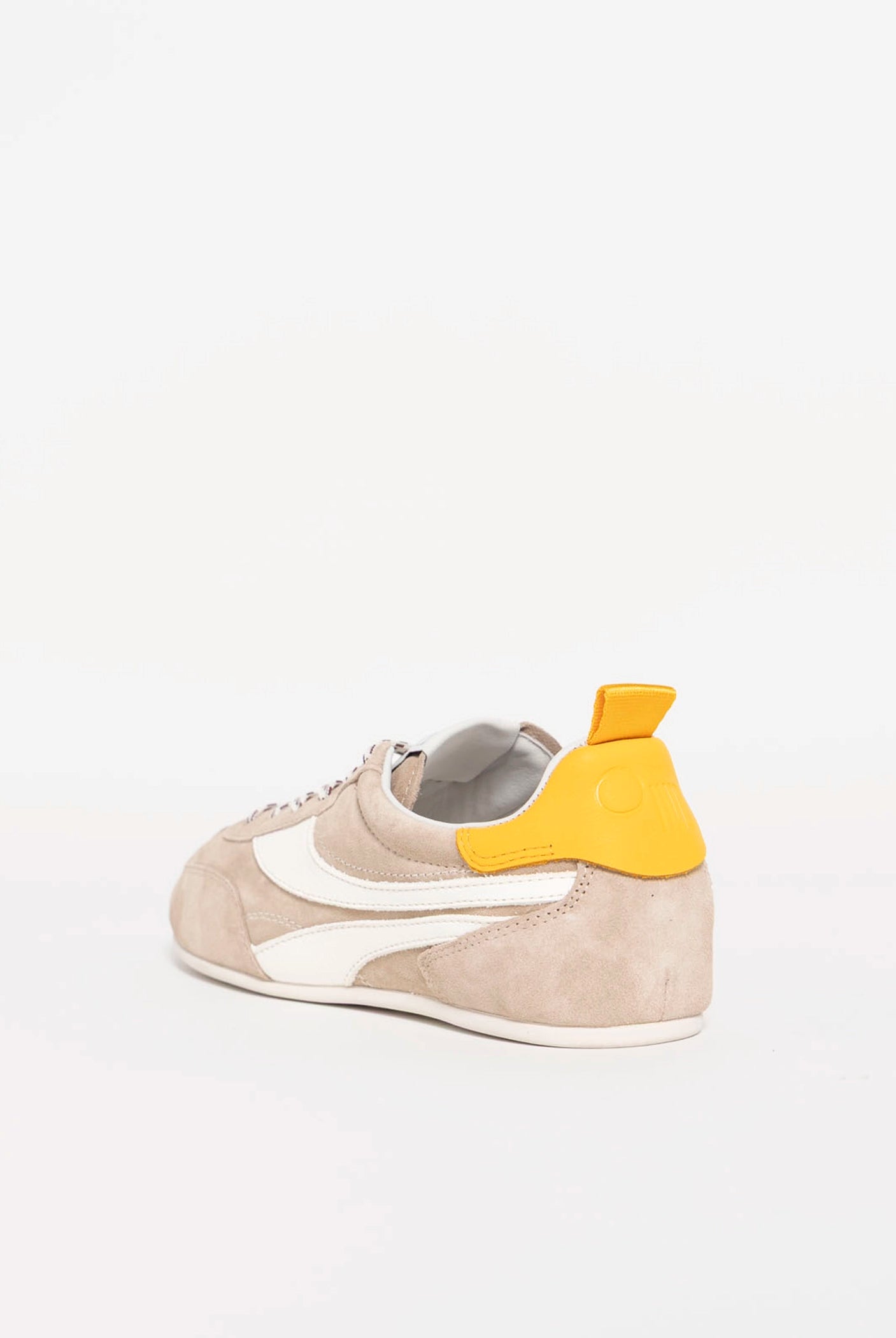 swatch_Sandcastle oncept bari sneakers