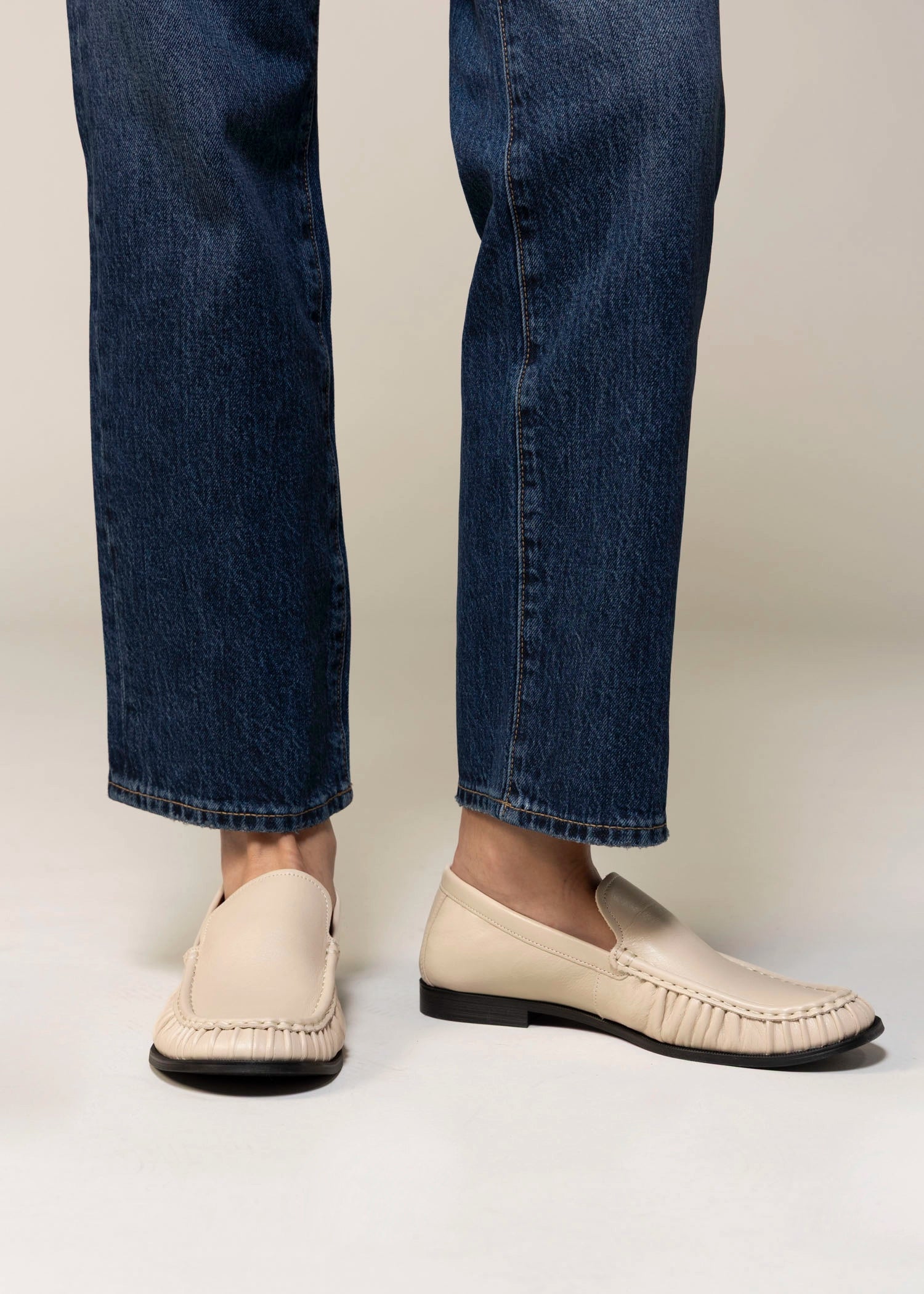 swatch_Ivory Leather vagabond brandi rushed loafer