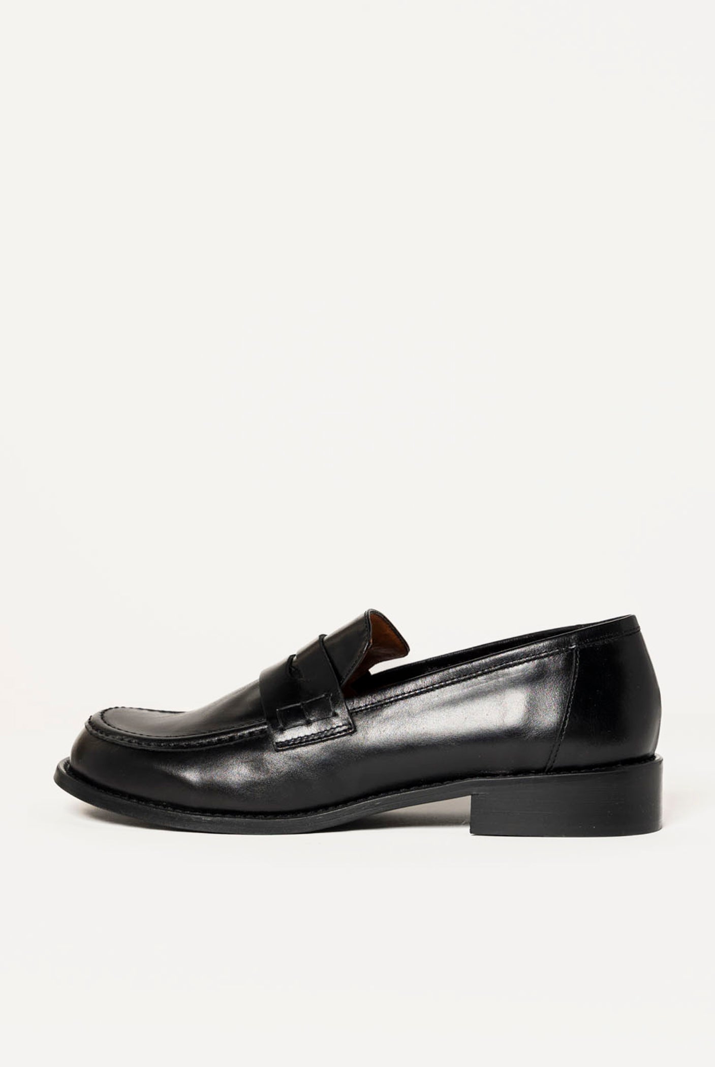 swatch_Black Leather louisa penny loafer flat shoes
