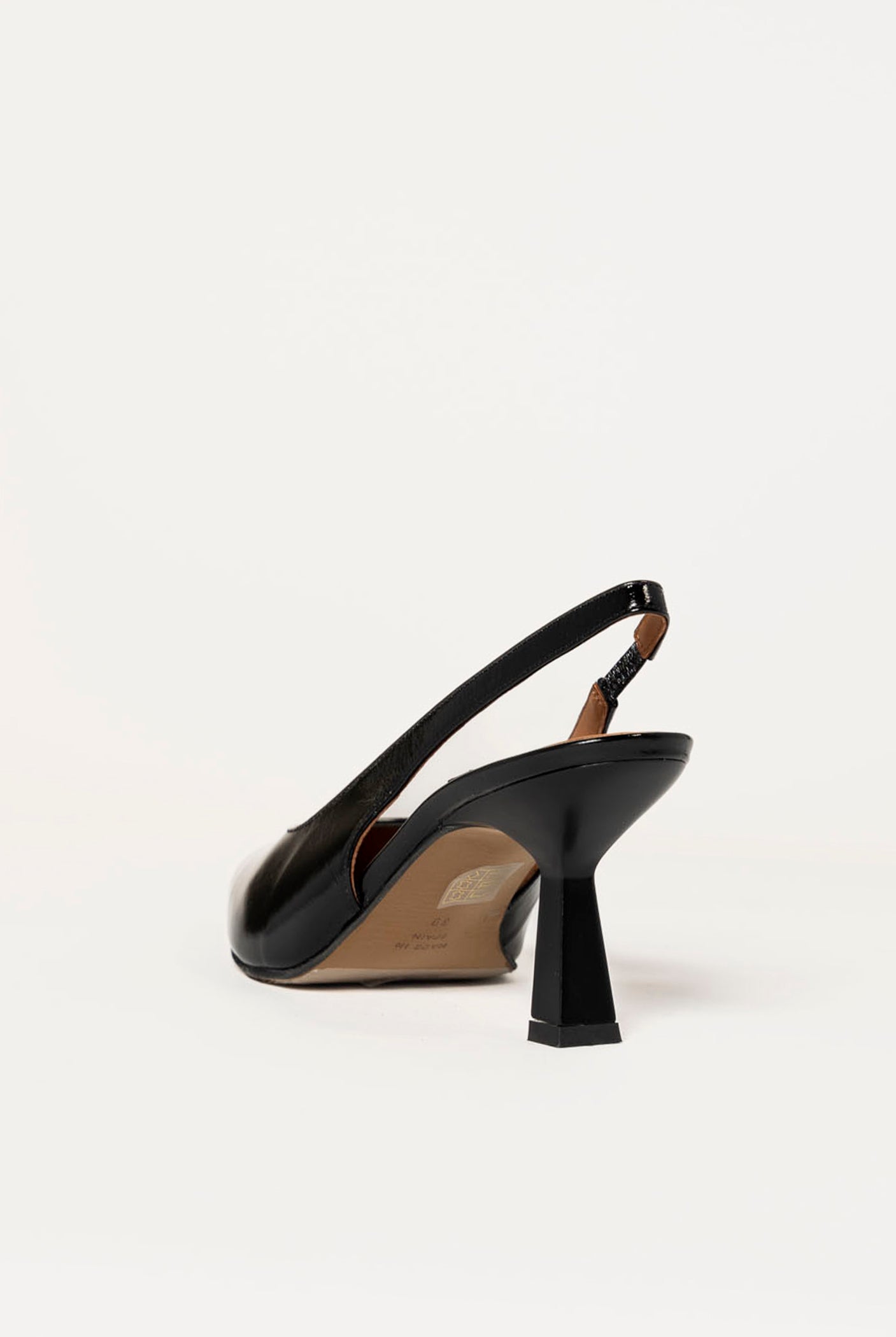 swatch_black patent violette slingback heels