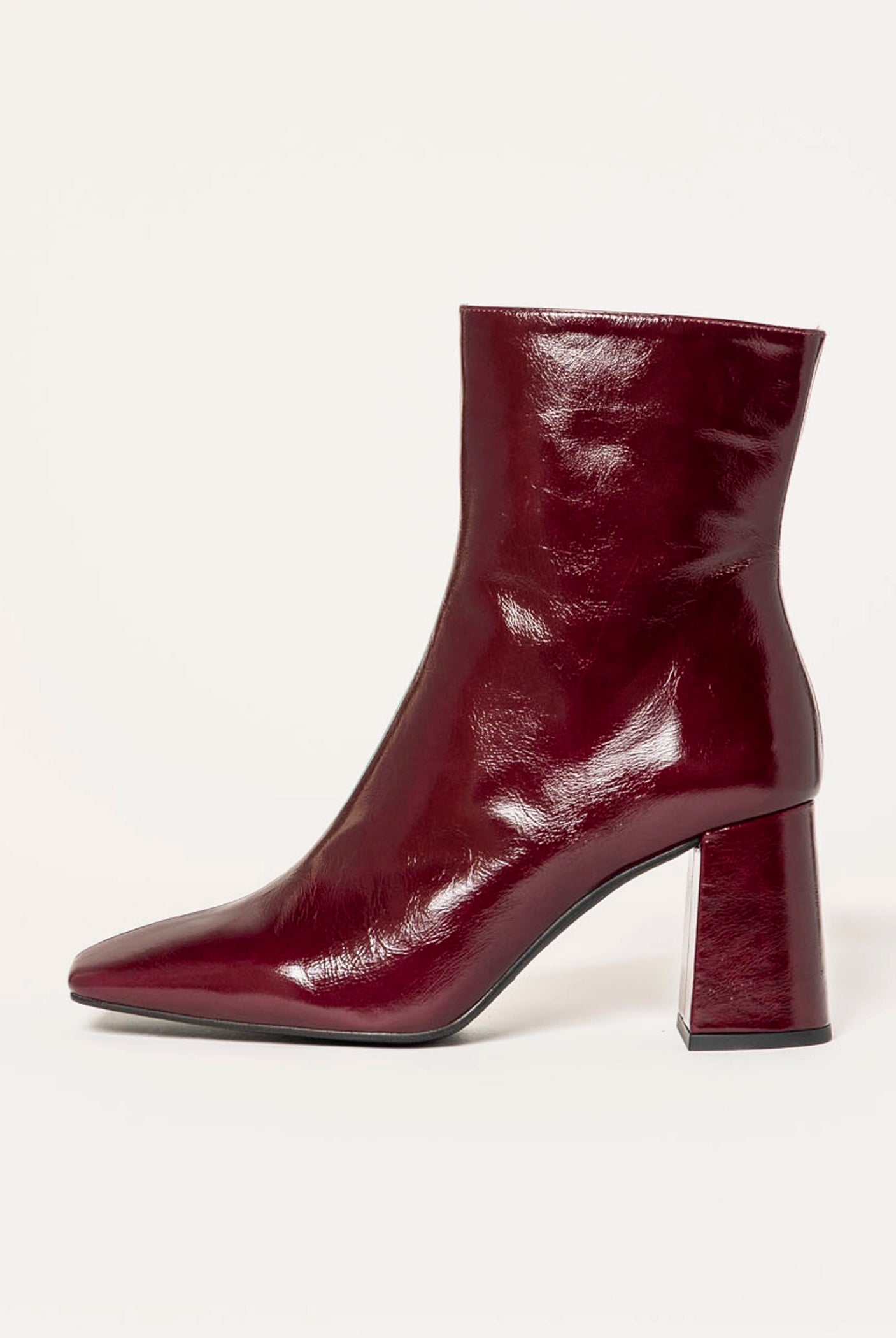 swatch_eggplant patent drimia heeled boot ankle boots