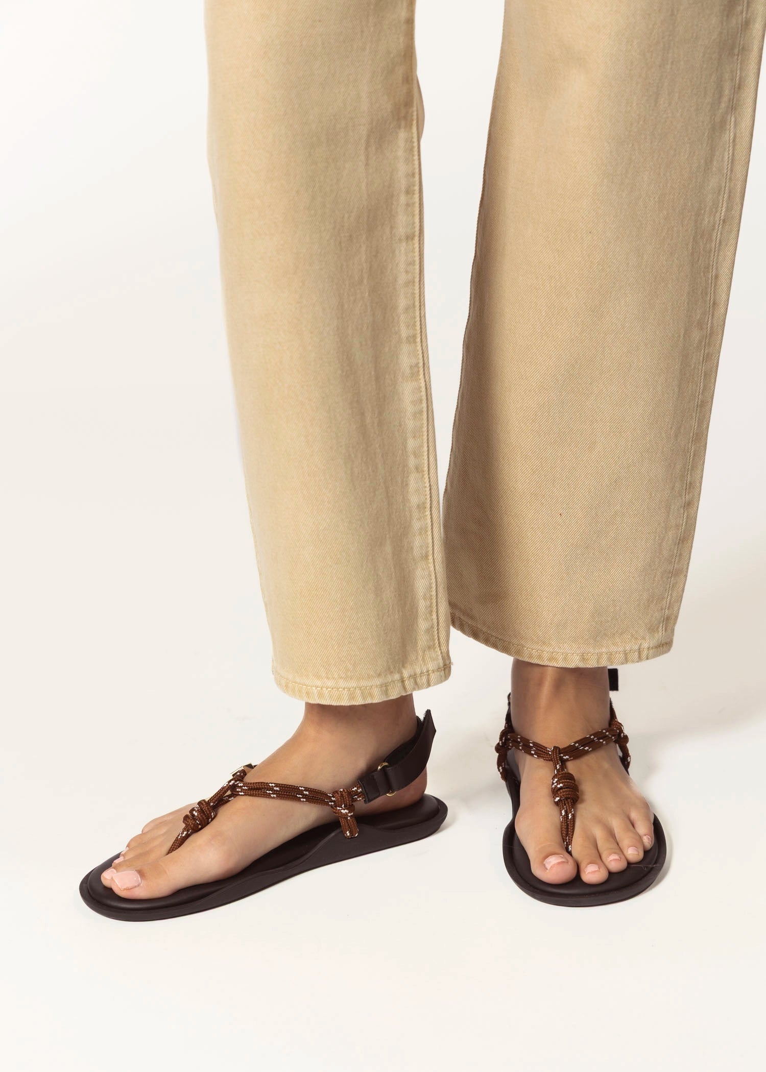 swatch_brown flo thong sandal flat sandals