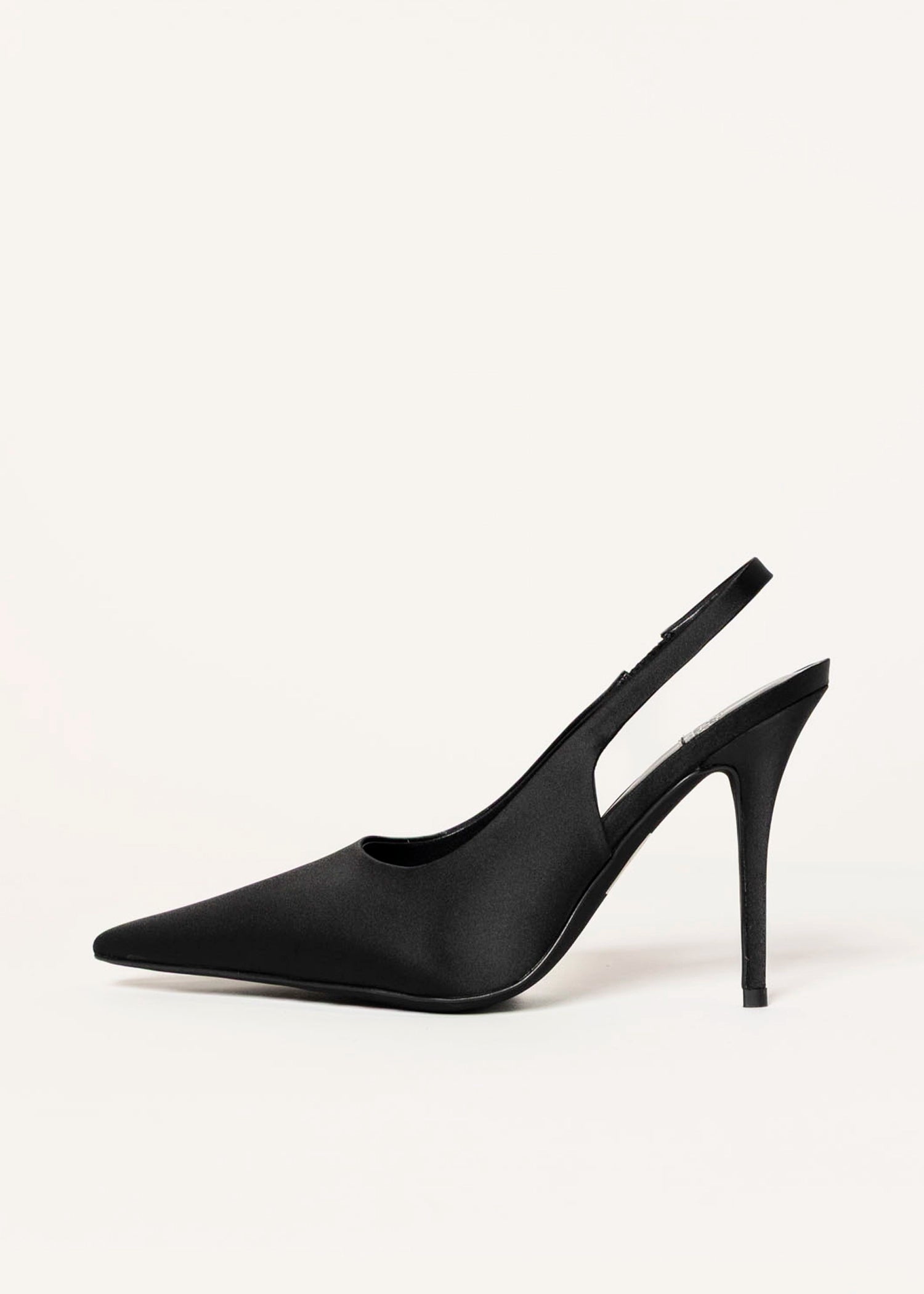 swatch_black surpass satin pump heels