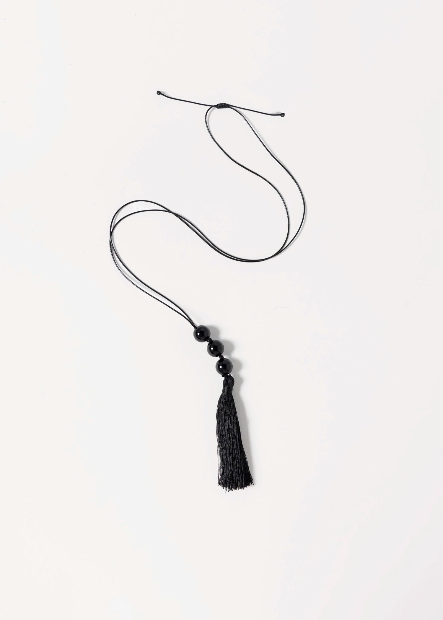 swatch_Black tassel necklace