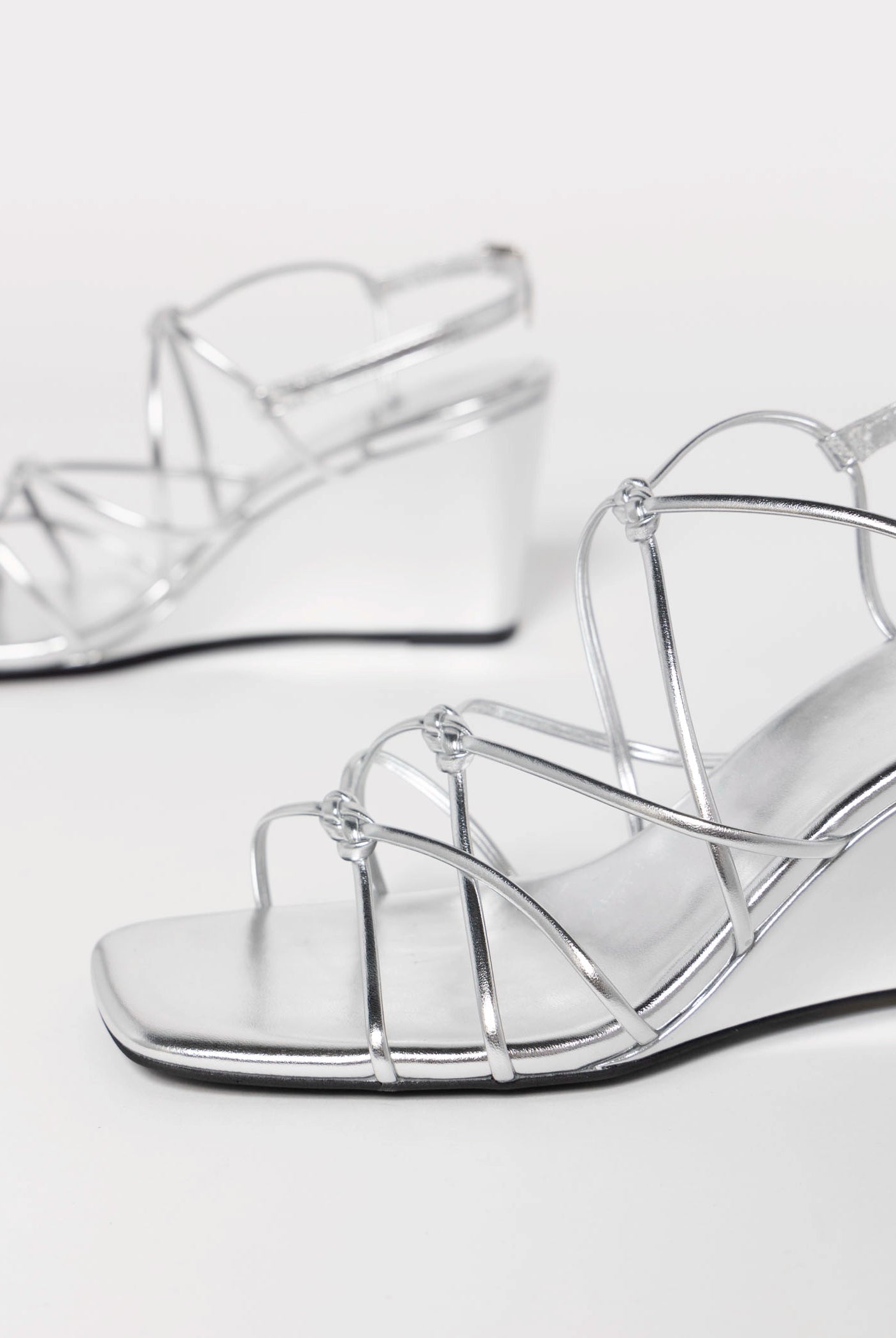 swatch_Silver jeffrey campbell socialz wedge sandal