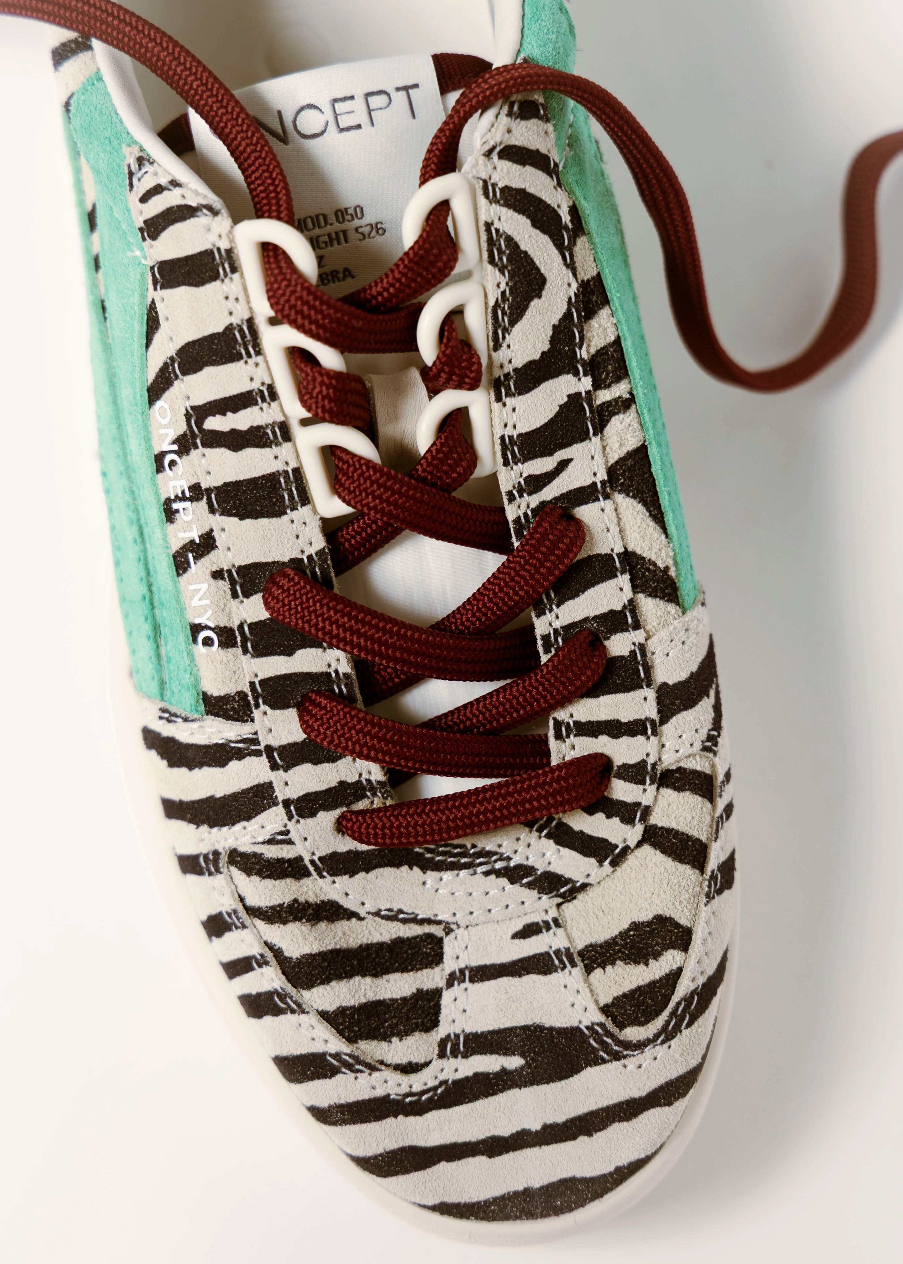 swatch_Zebra oncept fez sneaker