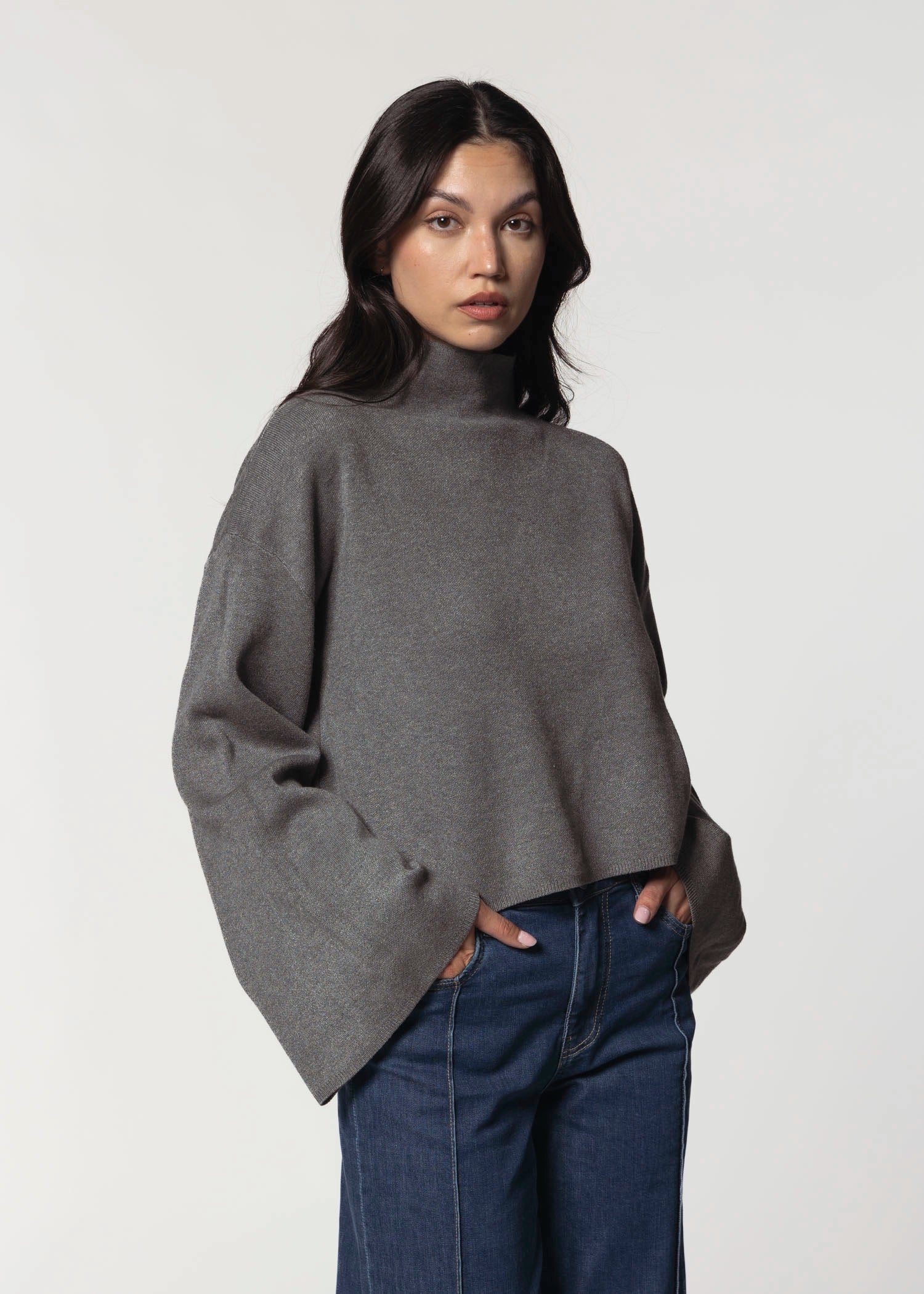 swatch_grey chuck sweater apparel