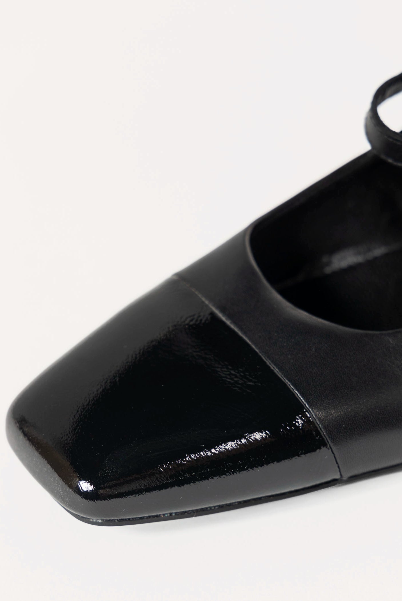 swatch_black/black debbi cap toe mary jane flat shoes