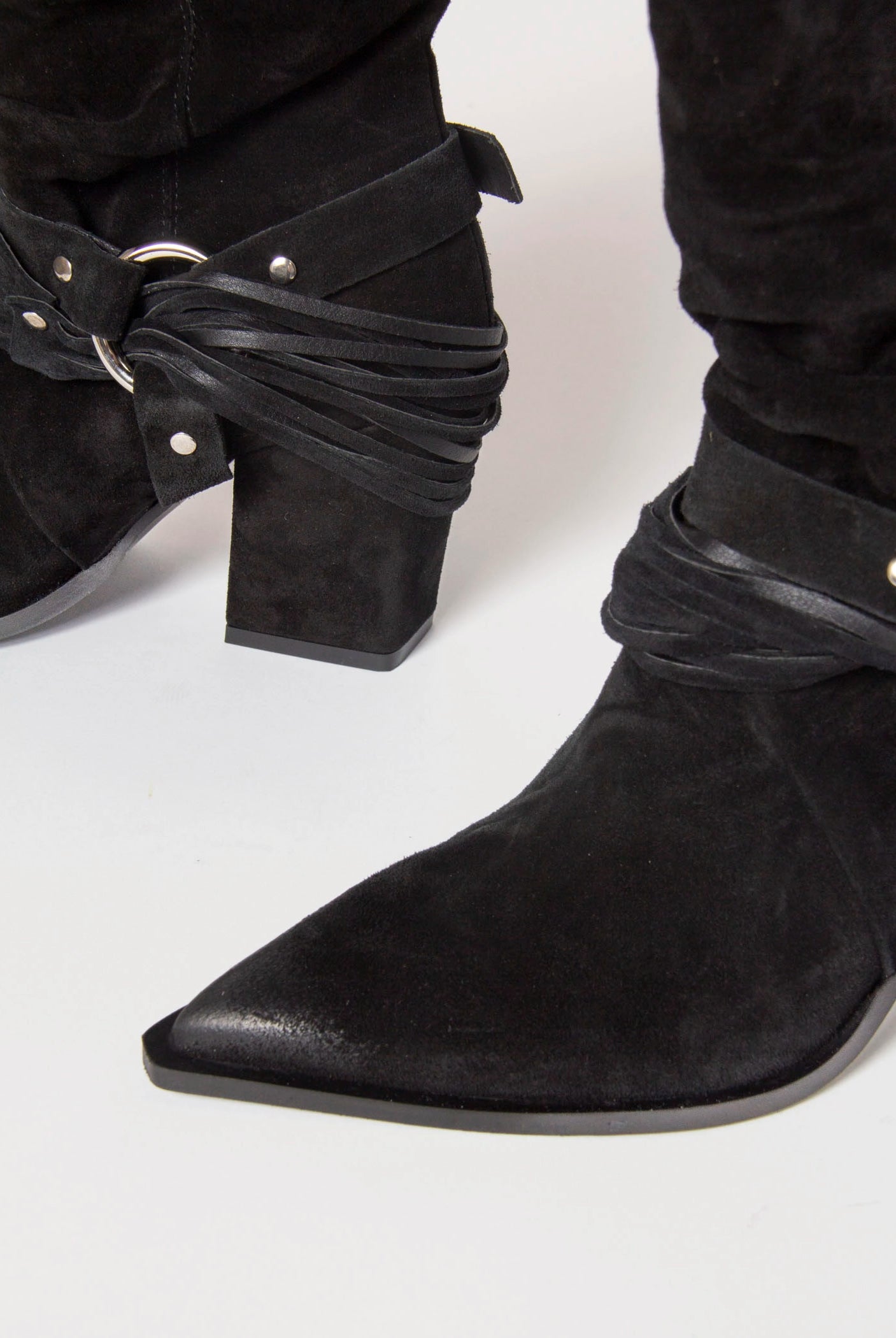 swatch_black suede moto boot