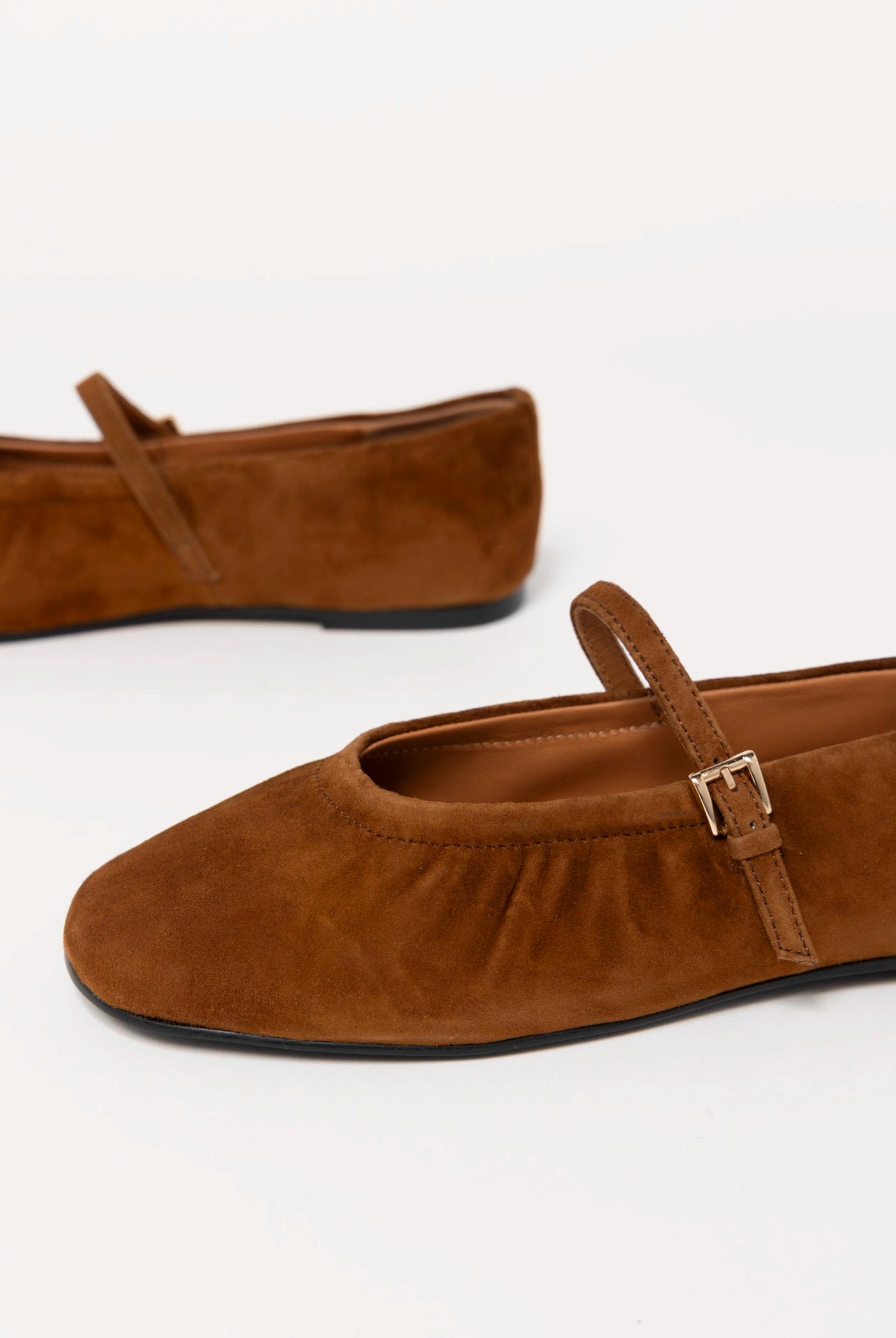 swatch_Camel Suede angel alarcon jenna mary jane