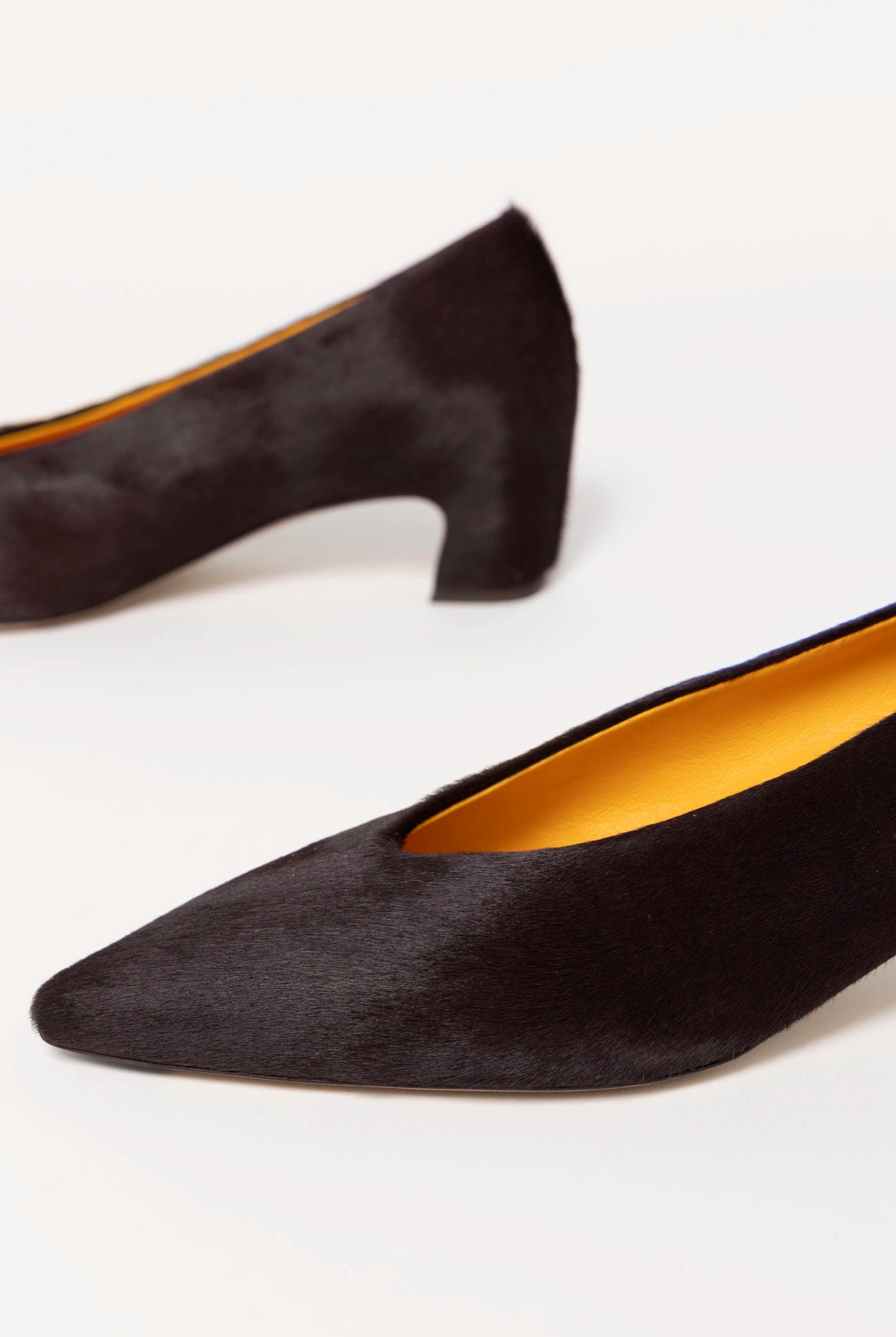 swatch_Burgundy Haircalf mara bini vale pump