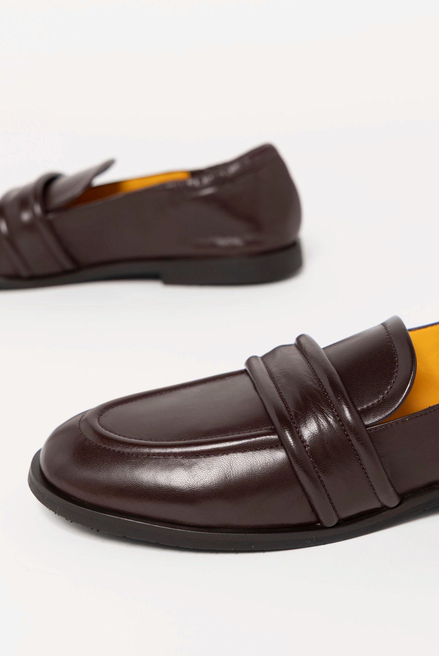 swatch_Brown Leather mara bini sally loafer
