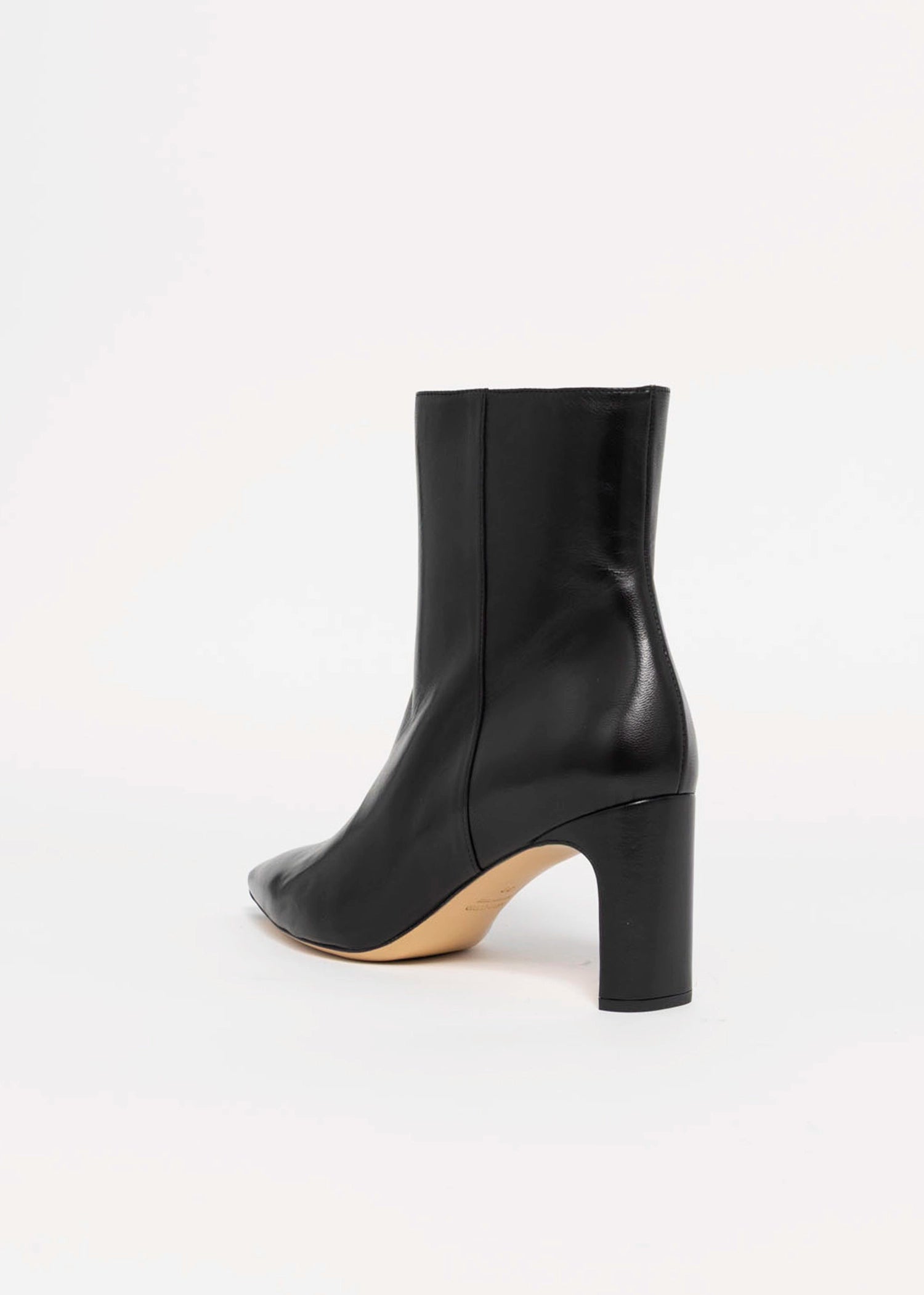 swatch_Black Leather mara bini leather heeled boot